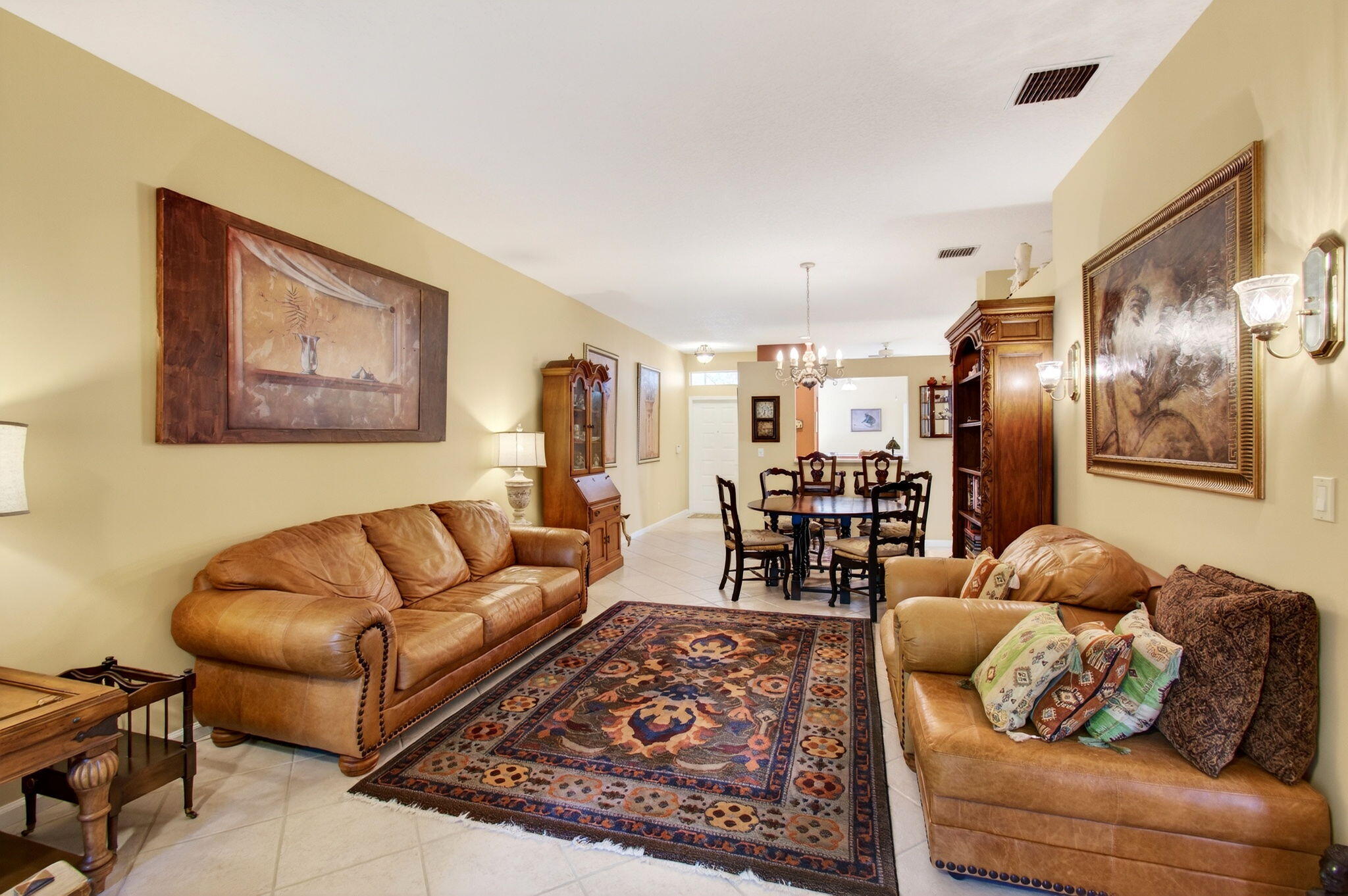 MAJESTIC ISLES - Residential