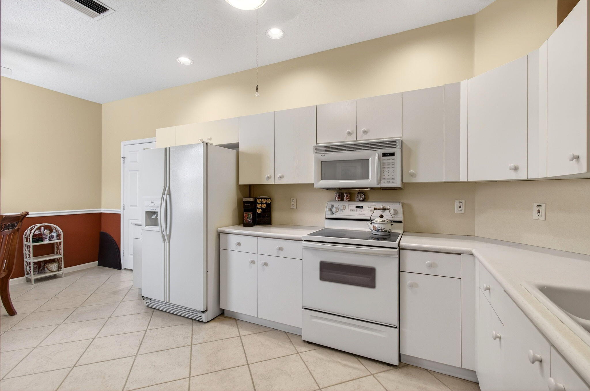 MAJESTIC ISLES - Residential