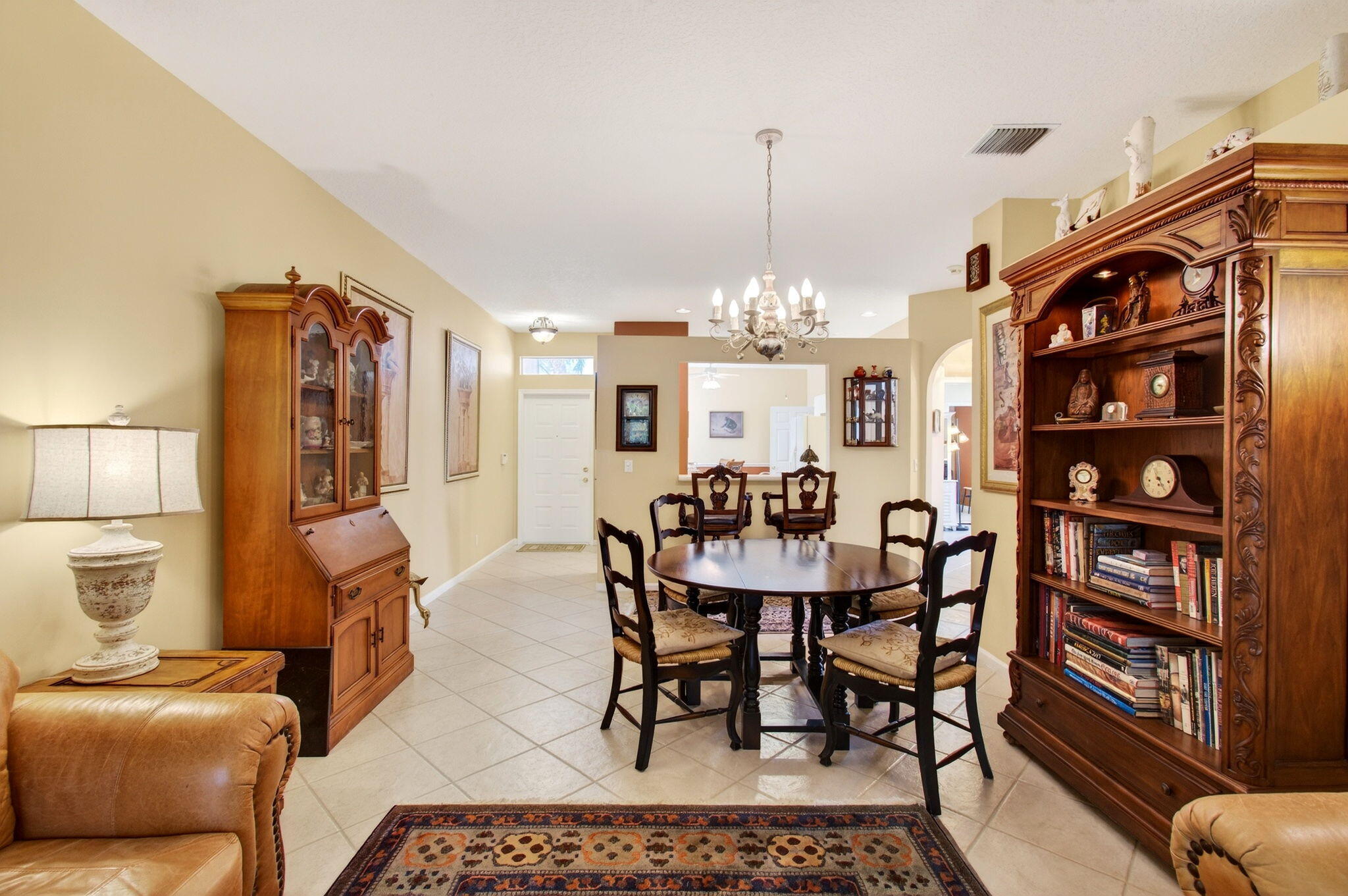 MAJESTIC ISLES - Residential