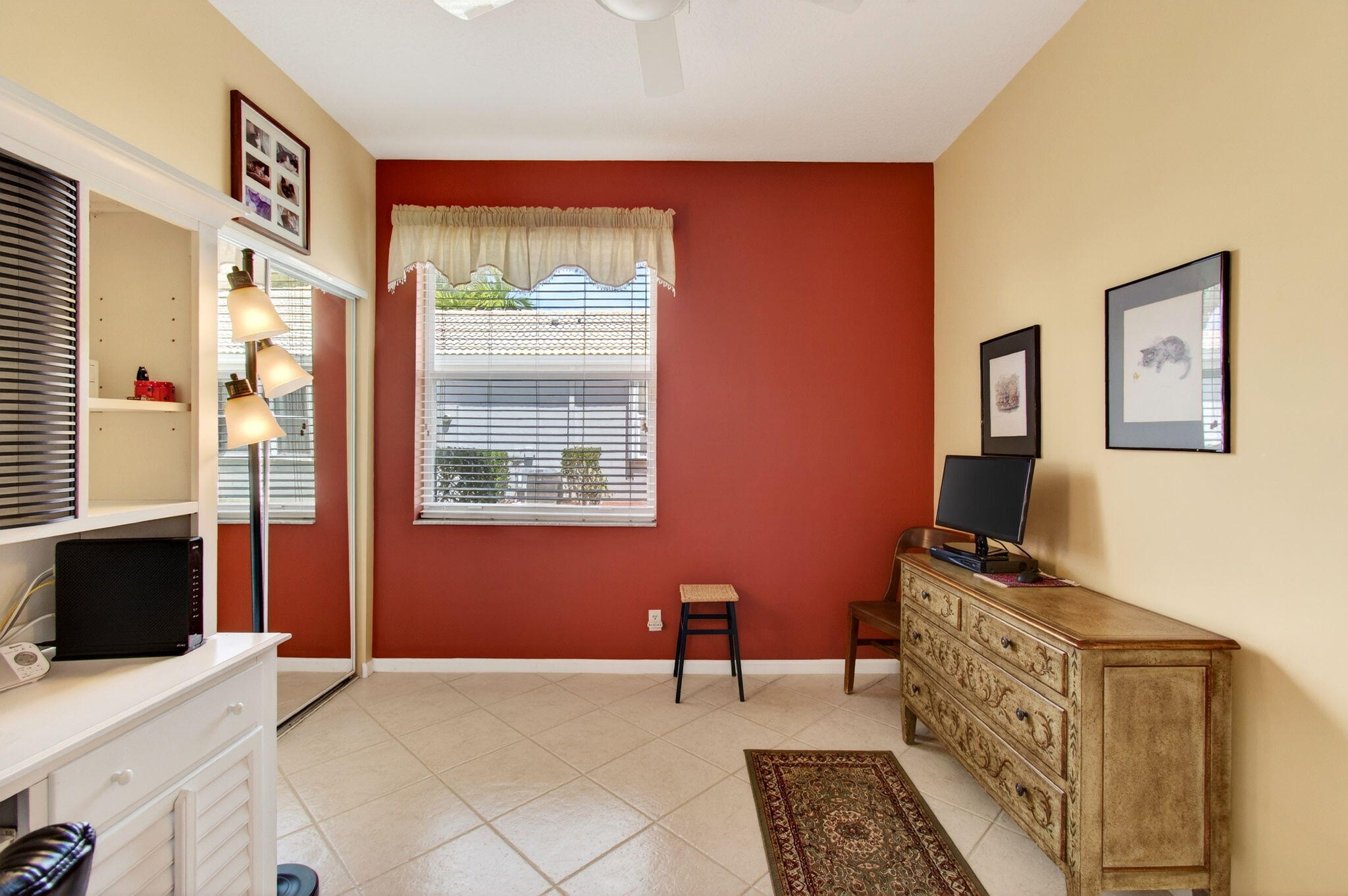 MAJESTIC ISLES - Residential