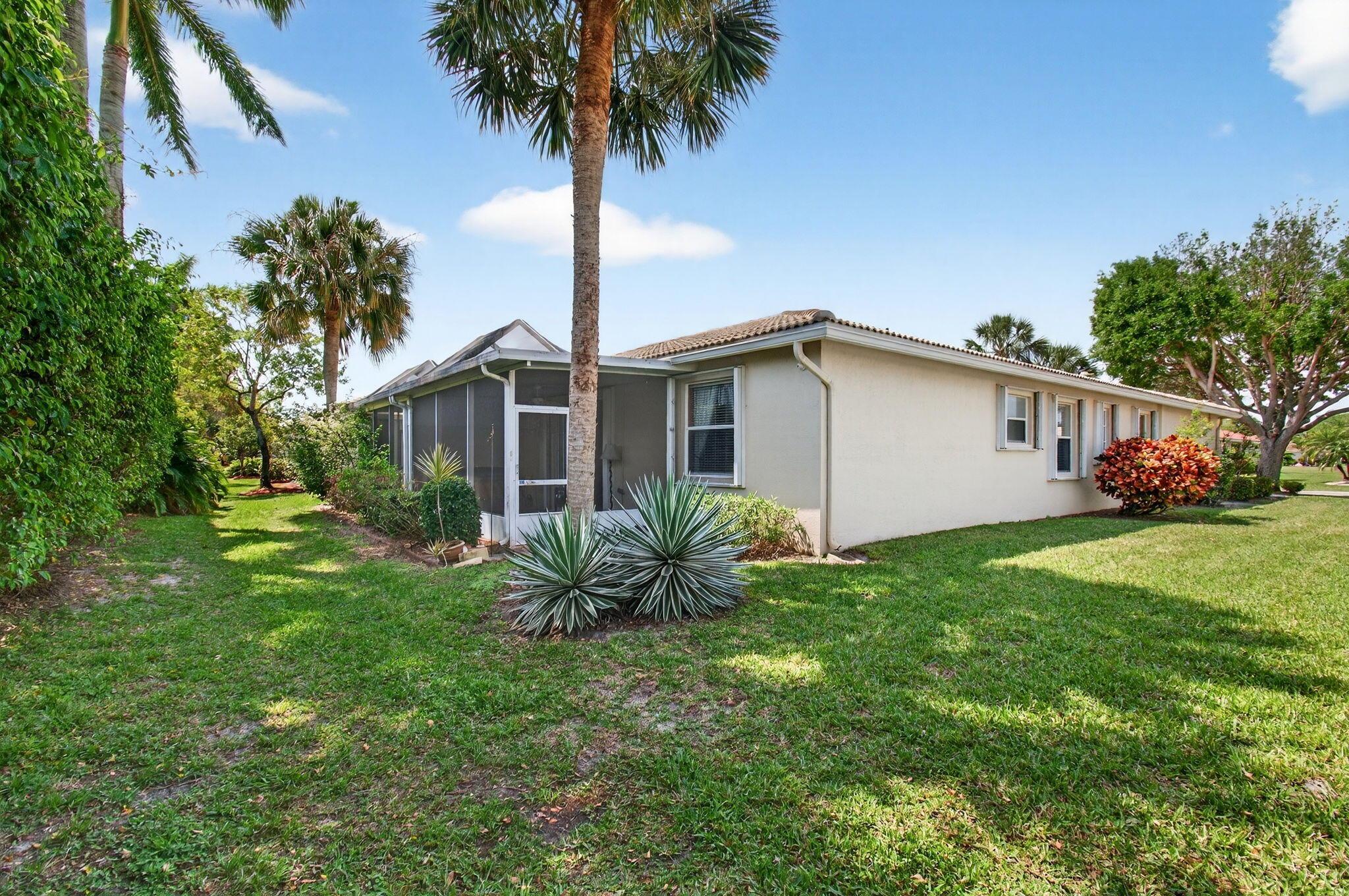 MAJESTIC ISLES - Residential