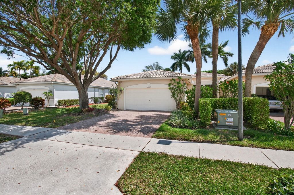 Photo of 10732 Royal Caribbean Circle, Boynton Beach, FL 33437 (MLS # B26007173)