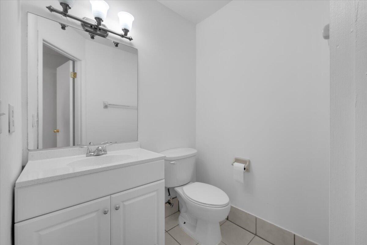 SPRINGDALE LAKE D CONDO - Residential Lease