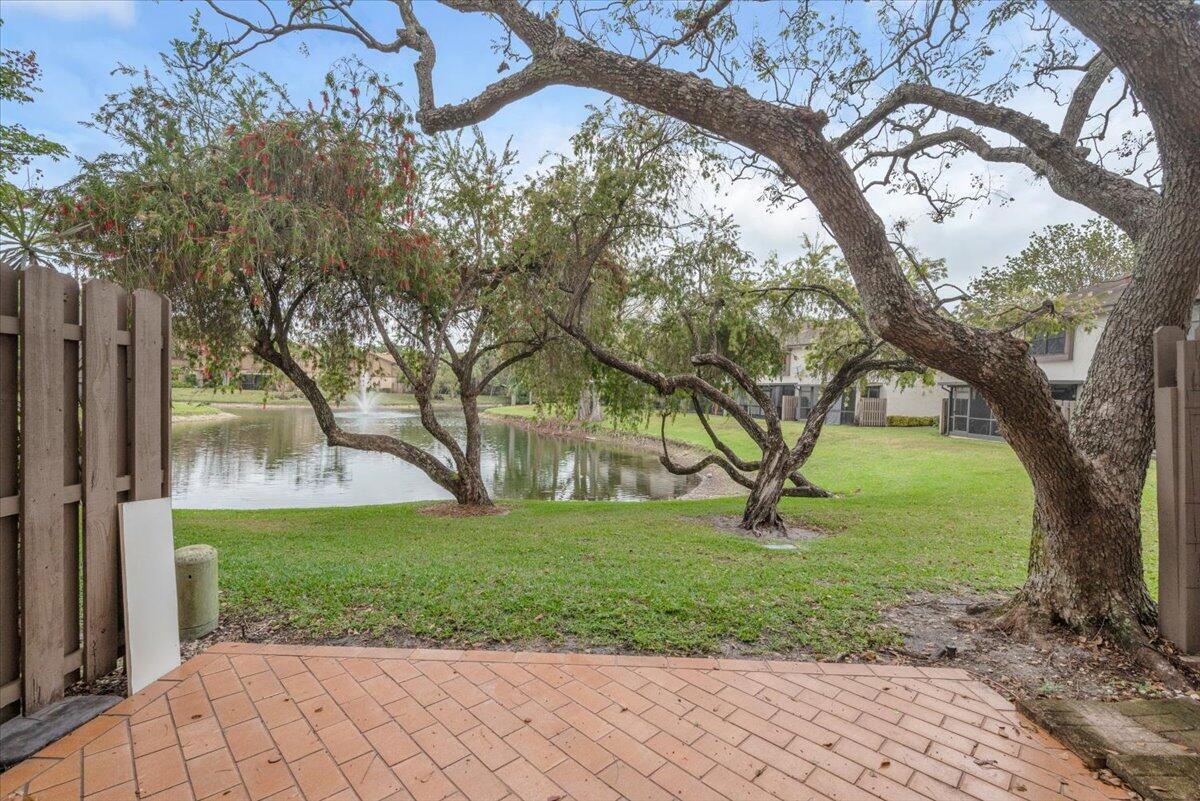 SPRINGDALE LAKE D CONDO - Residential Lease