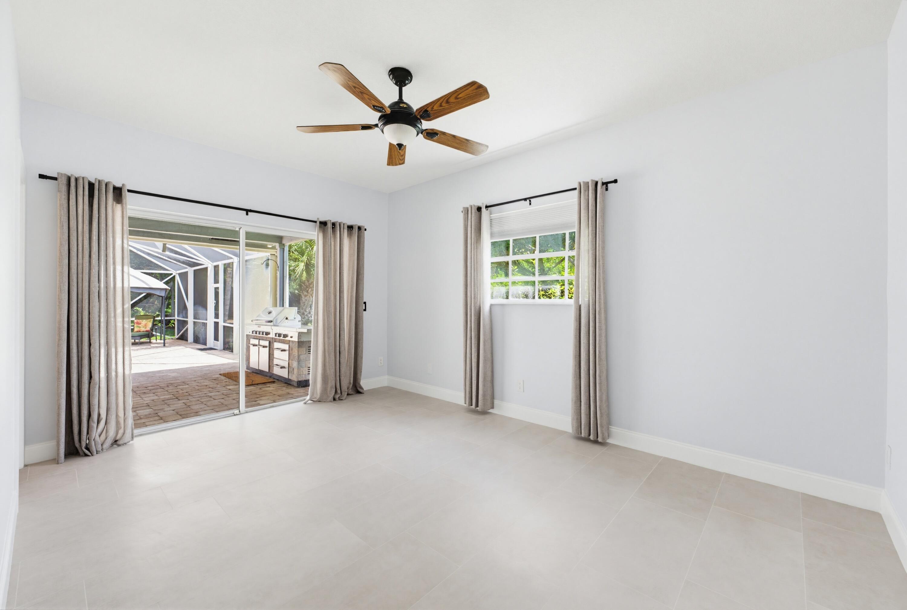 PADDOCK PARK - Residential