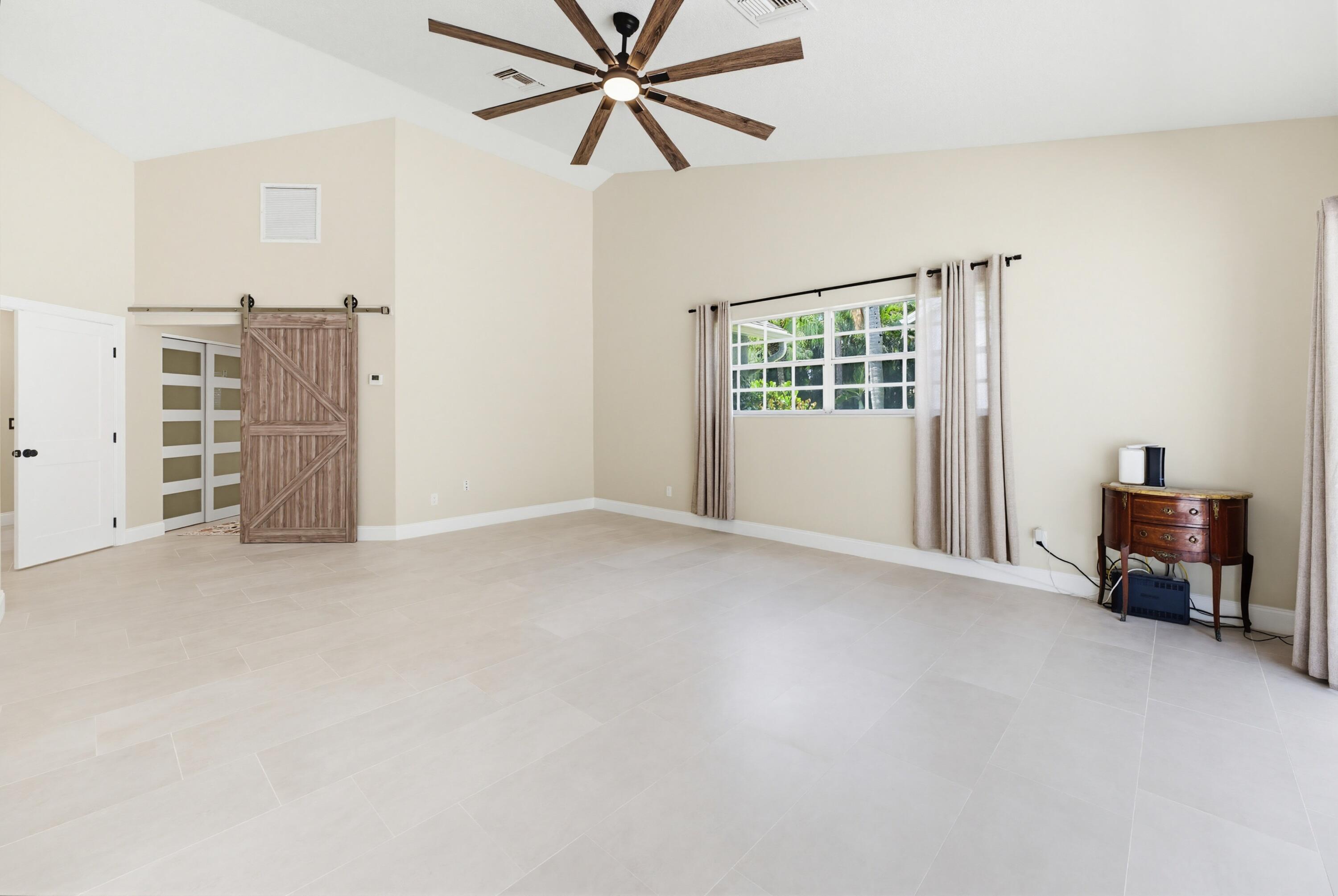 PADDOCK PARK - Residential
