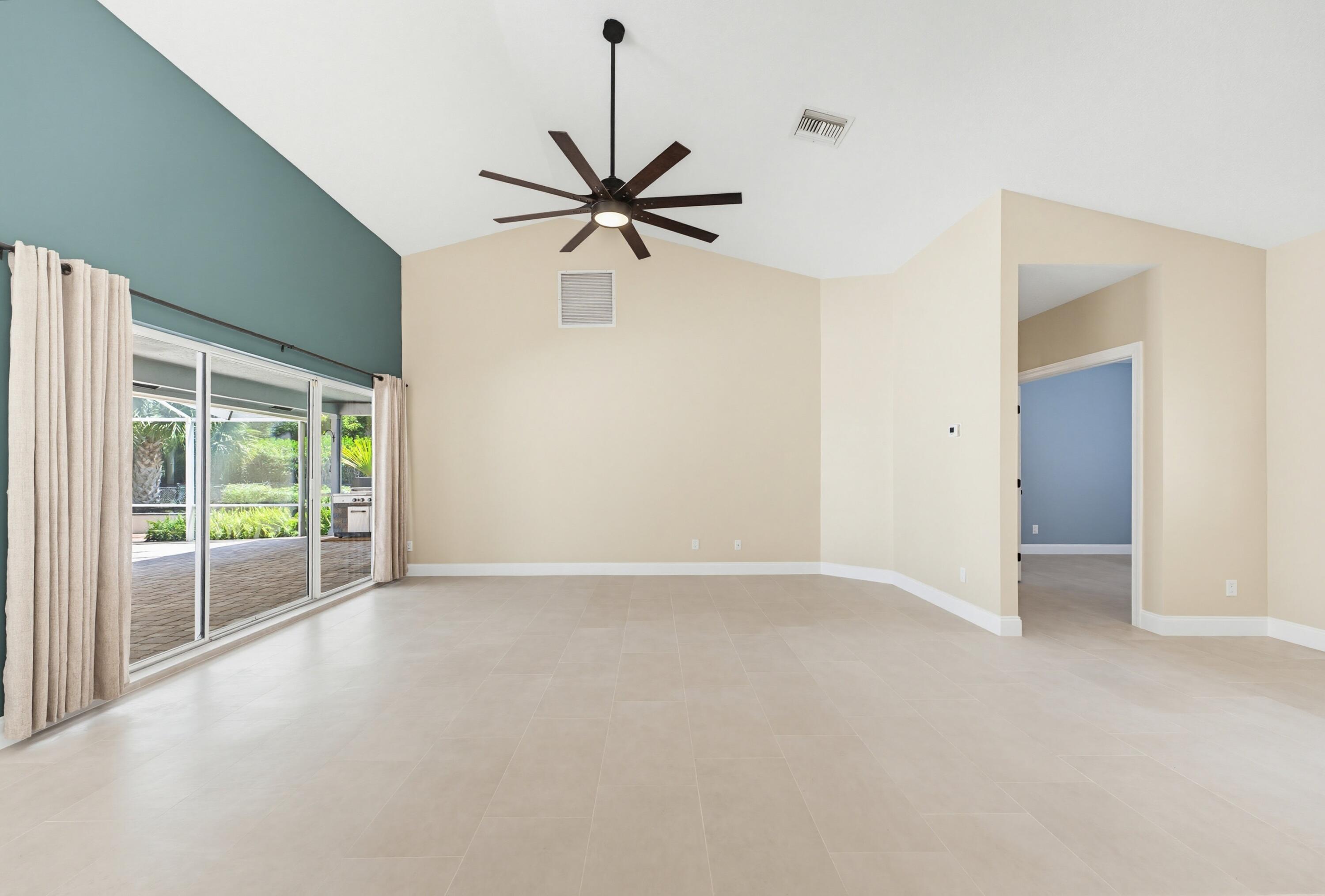 PADDOCK PARK - Residential