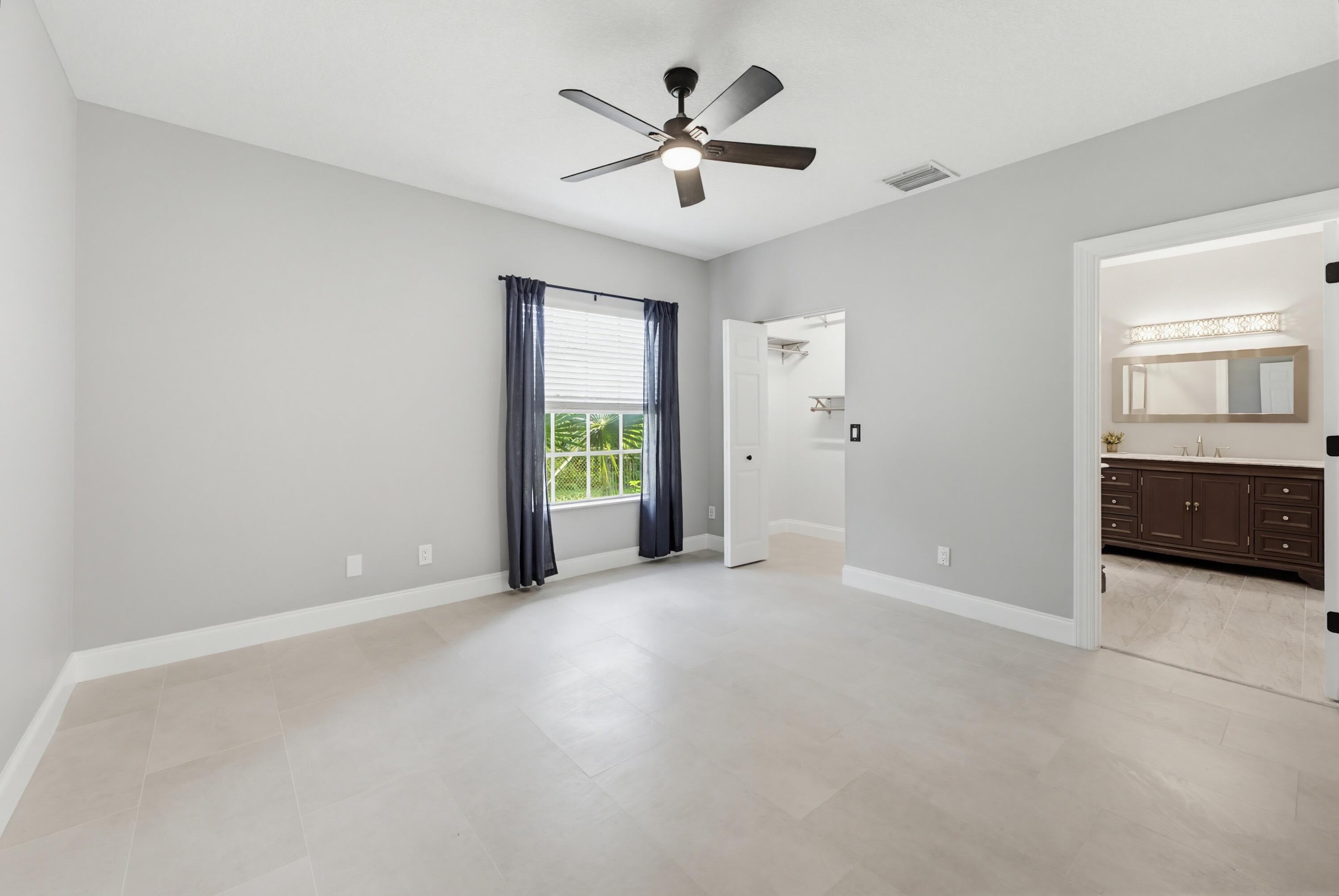 PADDOCK PARK - Residential
