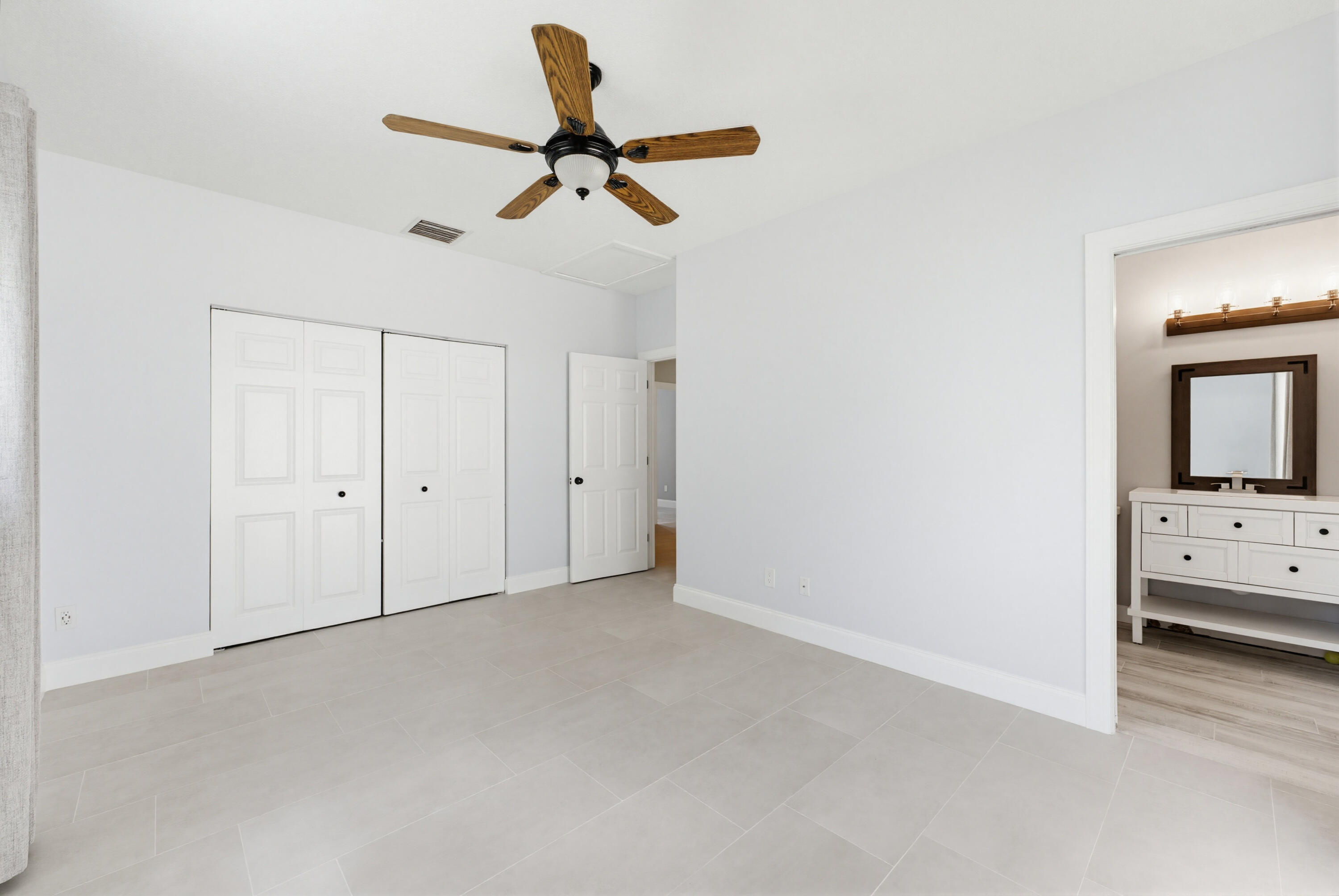 PADDOCK PARK - Residential