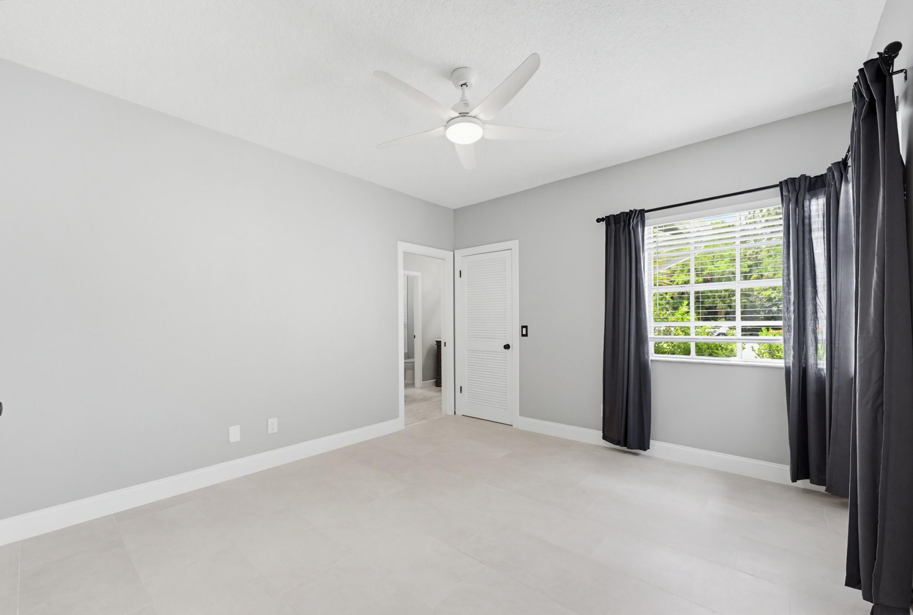 PADDOCK PARK - Residential