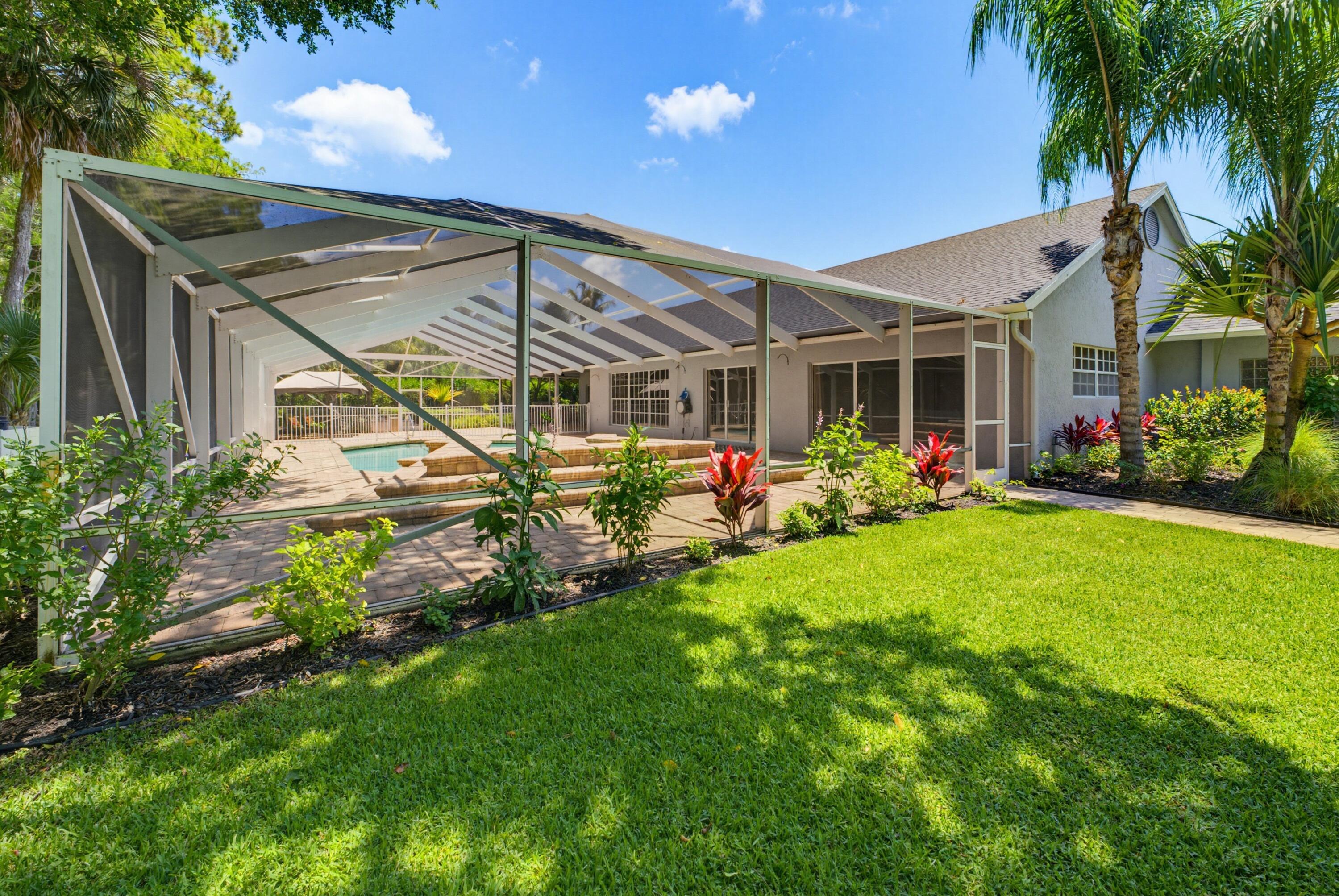 PADDOCK PARK - Residential