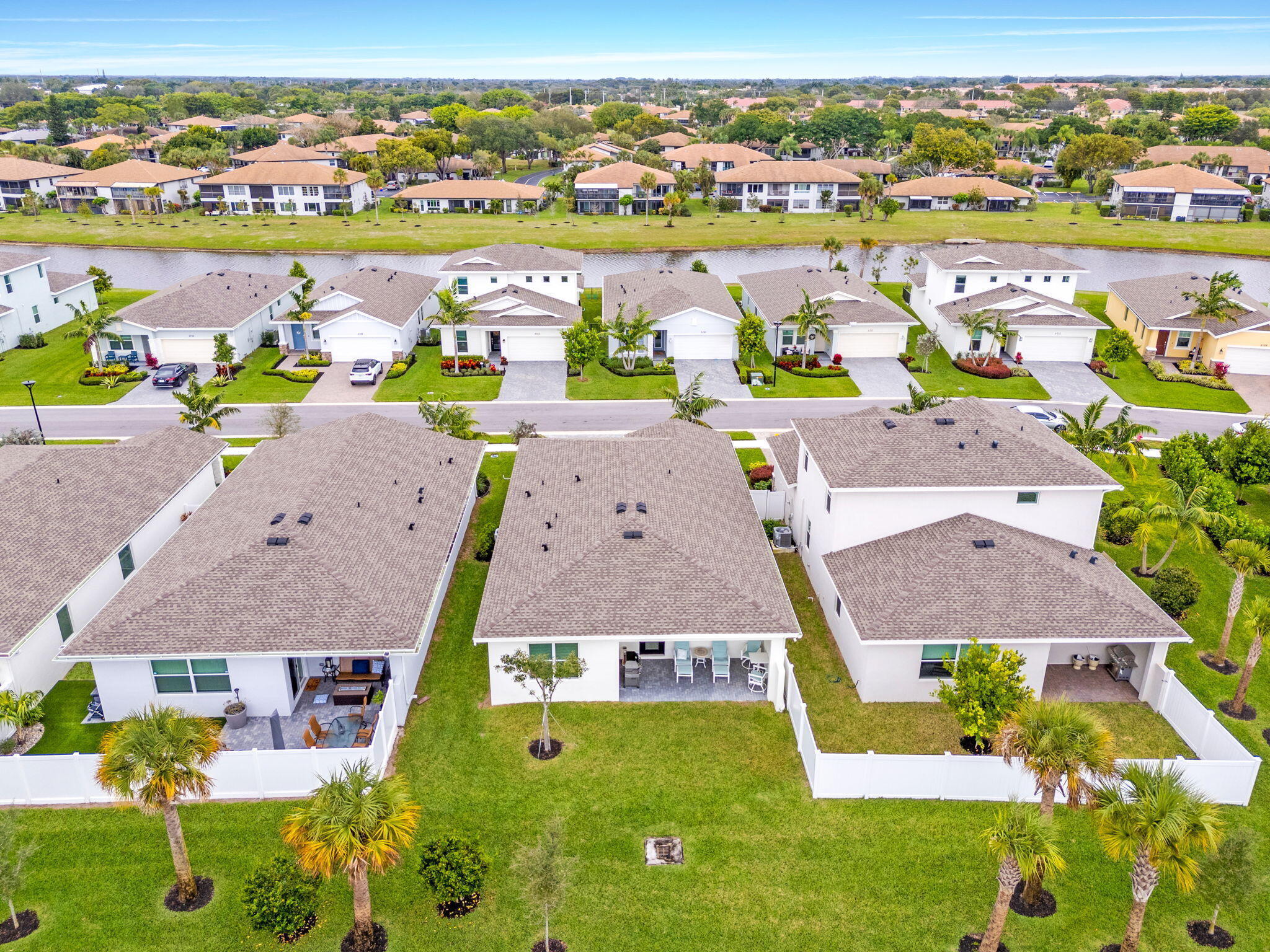 DELRAY TRAILS AT VILLA DELRAY PUD - Residential Lease