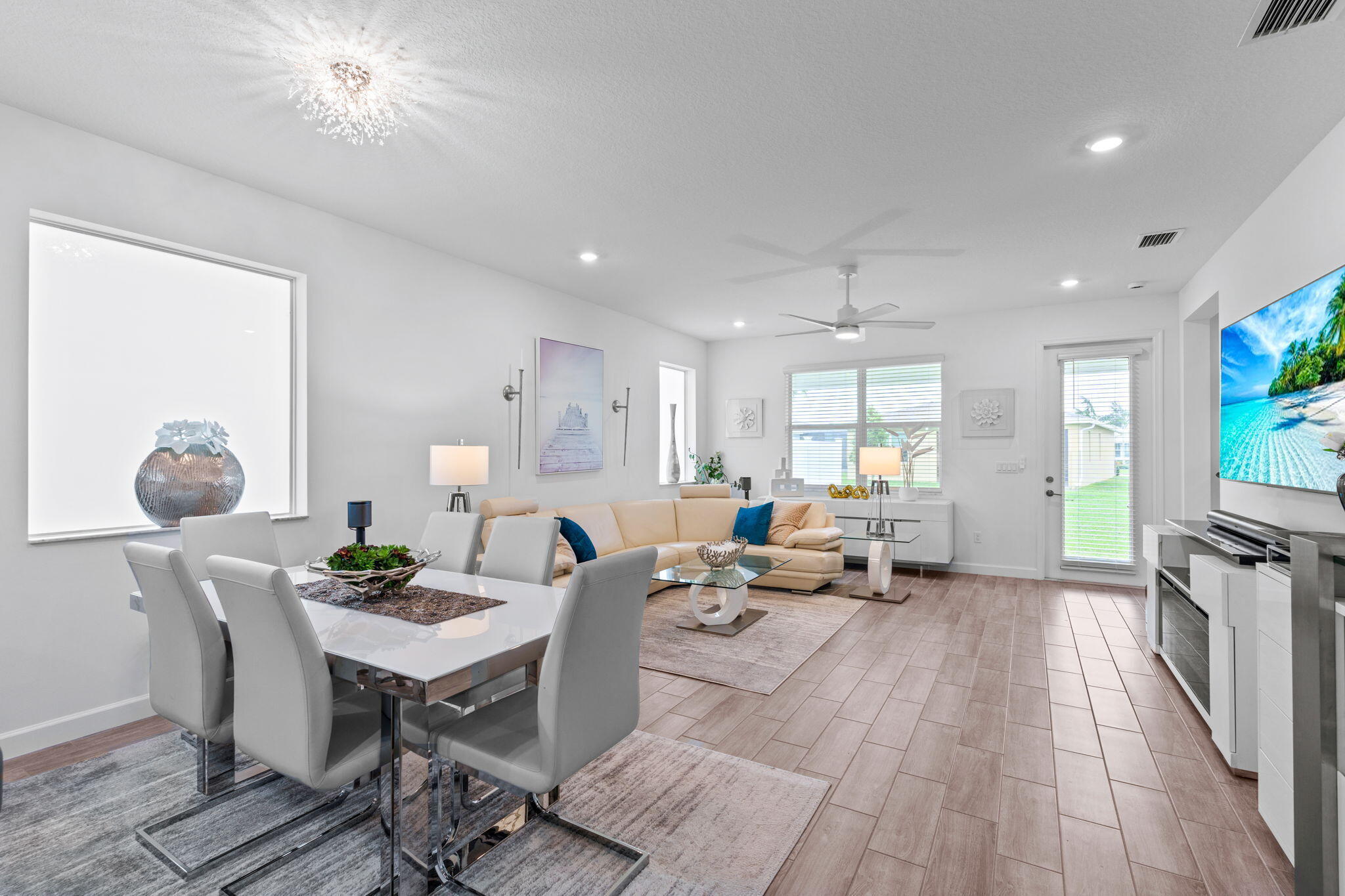 DELRAY TRAILS AT VILLA DELRAY PUD - Residential Lease