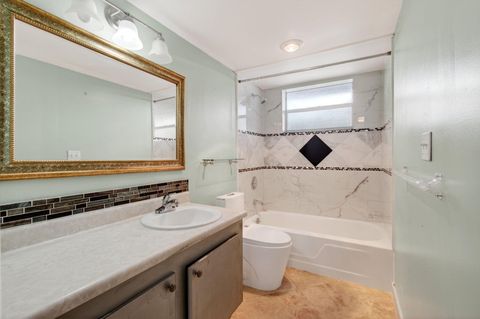 Tiny photo for 1810 New Palm Way #316, Boynton Beach, FL 33435 (MLS # B26014322)