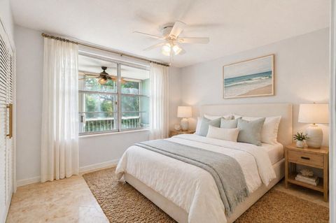 Tiny photo for 1810 New Palm Way #316, Boynton Beach, FL 33435 (MLS # B26014322)