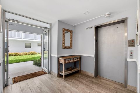Tiny photo for 1810 New Palm Way #316, Boynton Beach, FL 33435 (MLS # B26014322)