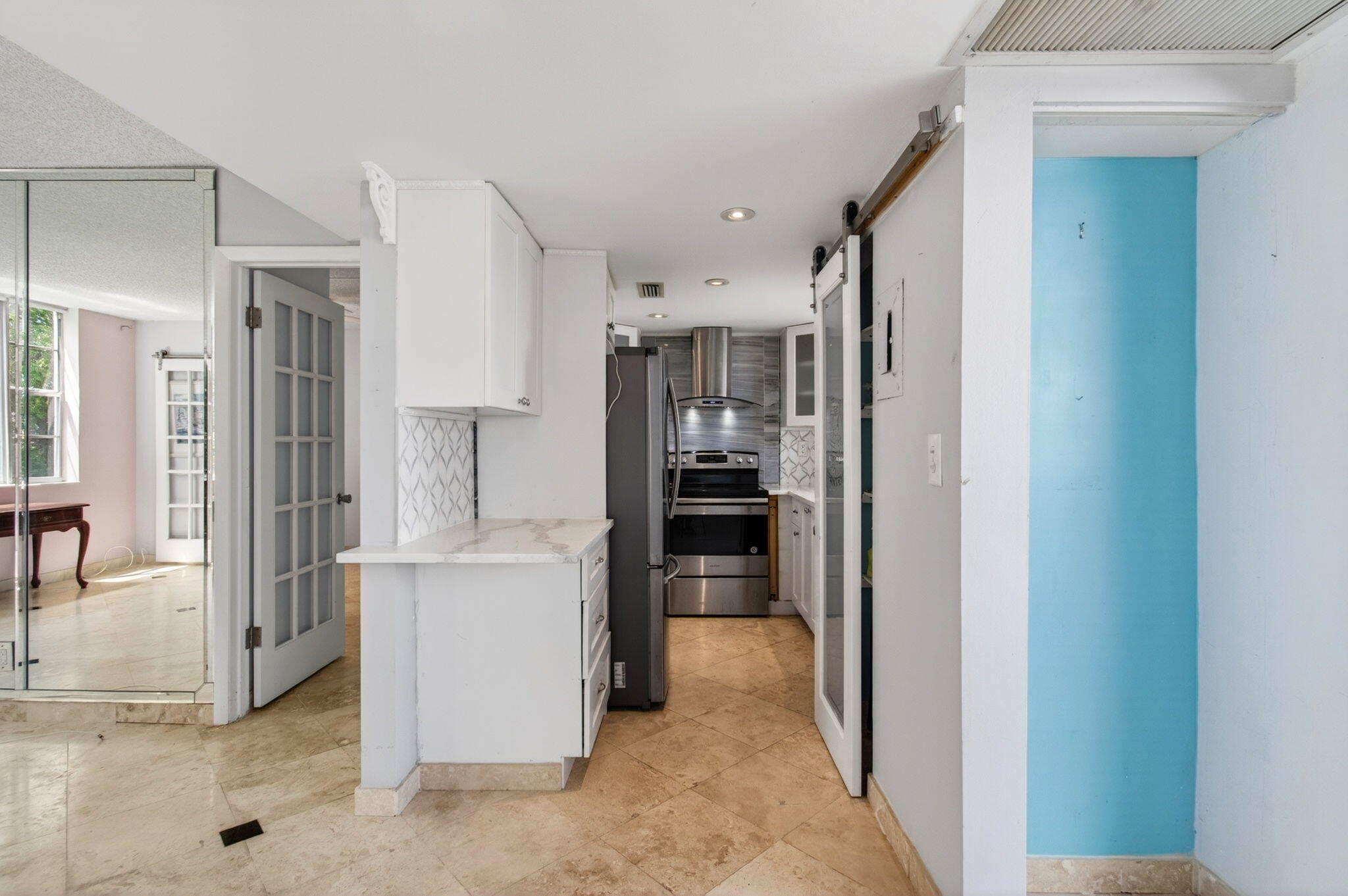 1810 New Palm Way 316