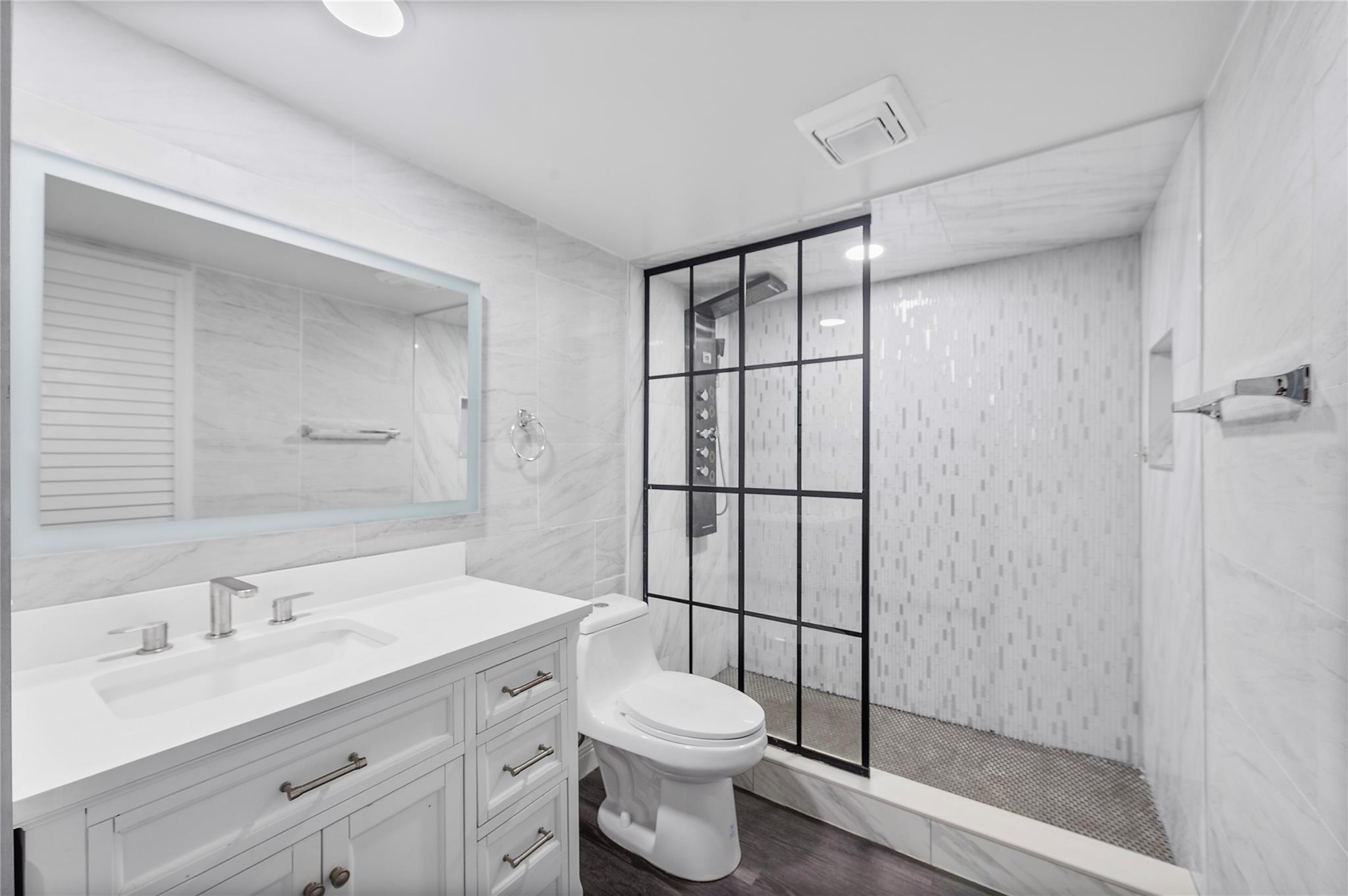 Boca Entrada Condo 01 & 0 - Residential Lease