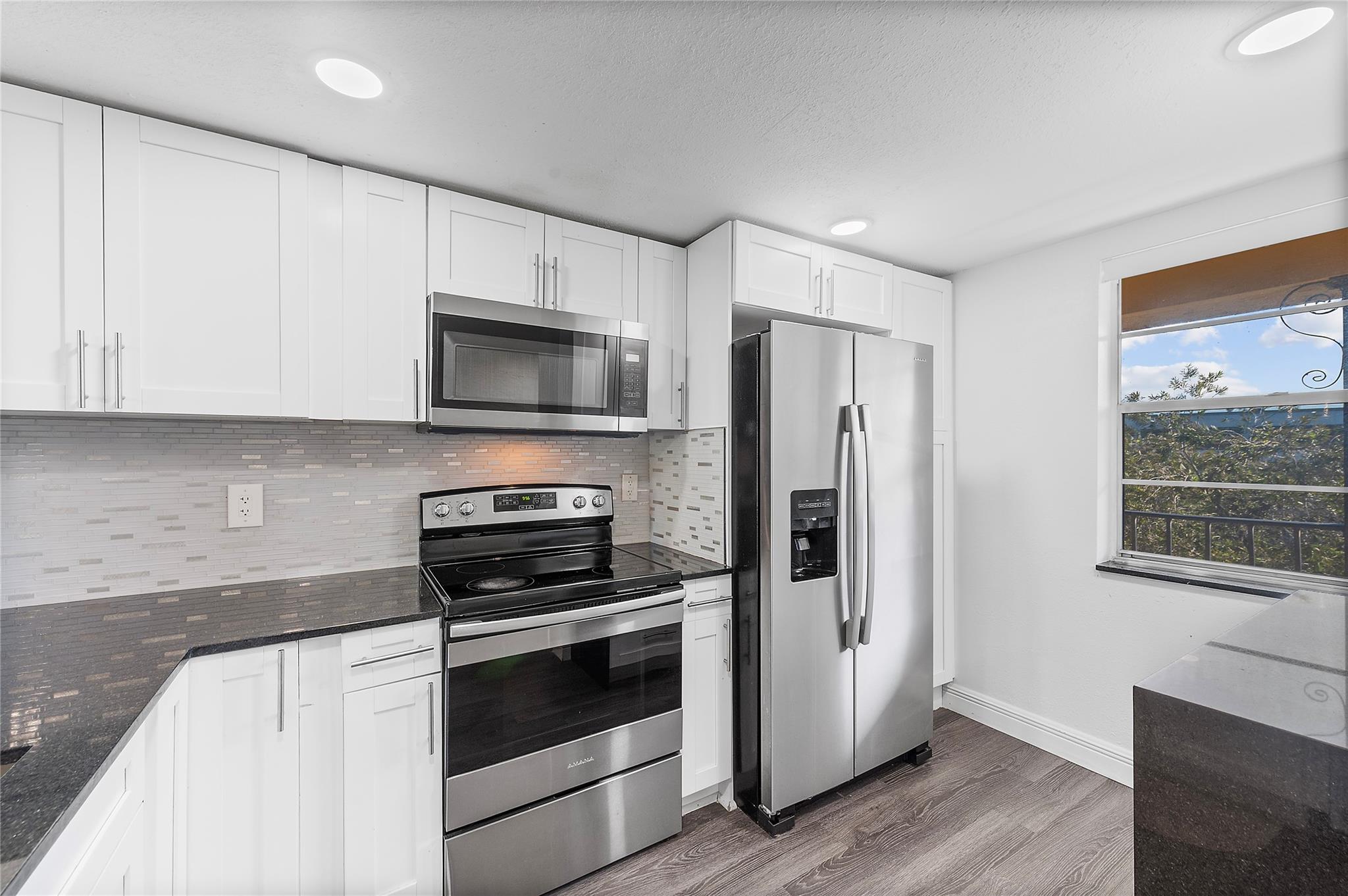 Boca Entrada Condo 01 & 0 - Residential Lease