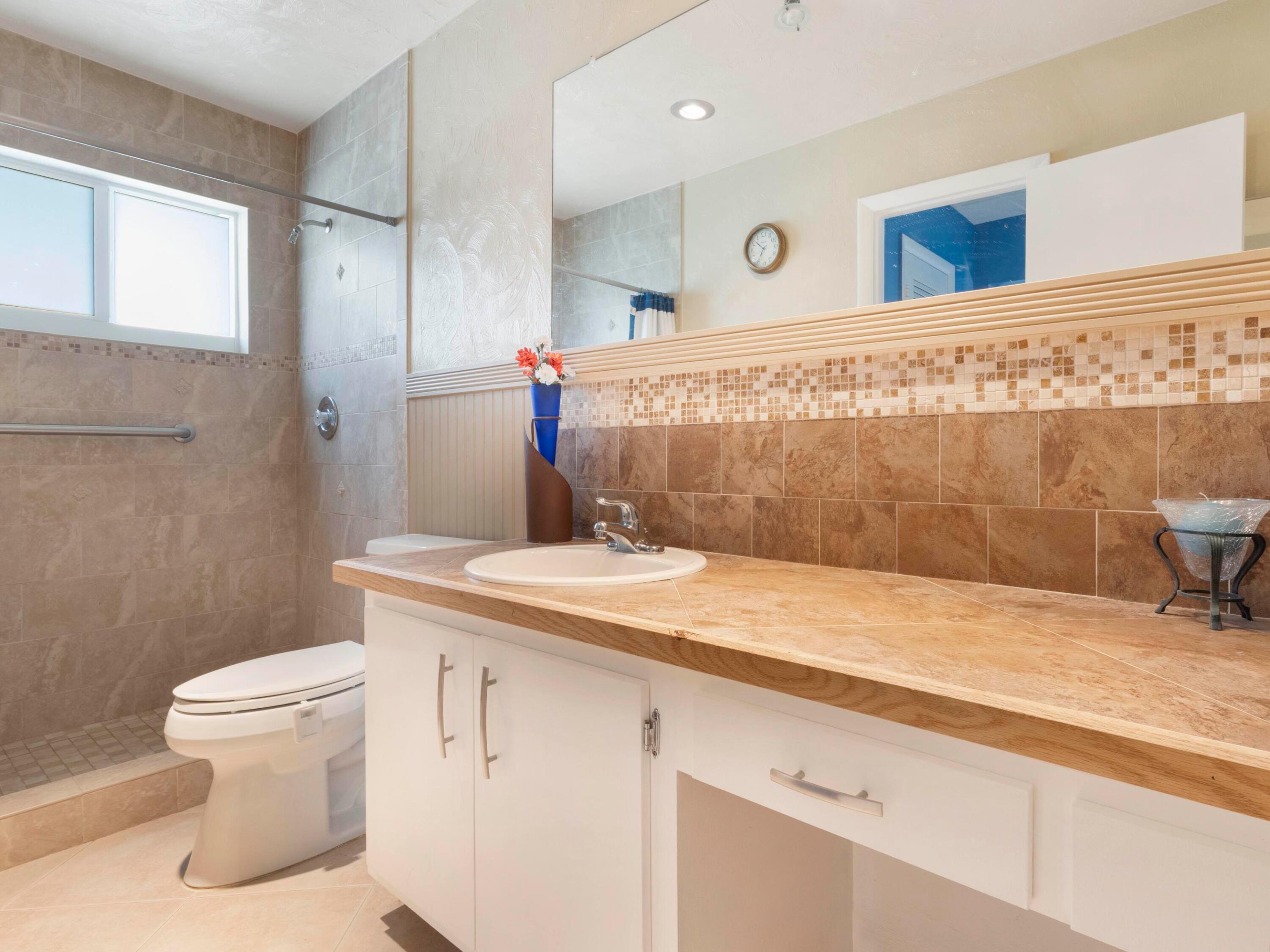 PARADISE GARDENS SEC 3 - Residential