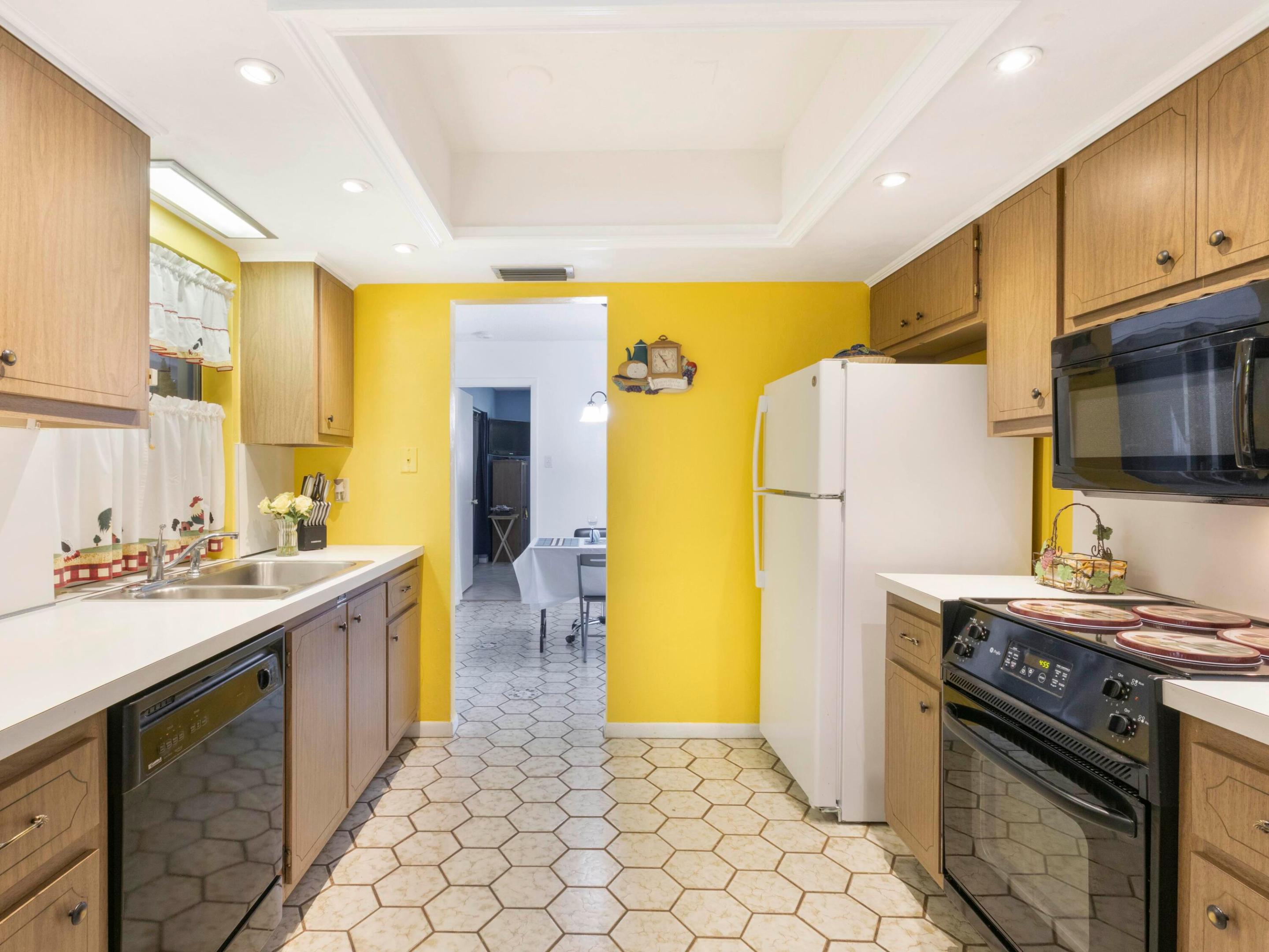 PARADISE GARDENS SEC 3 - Residential