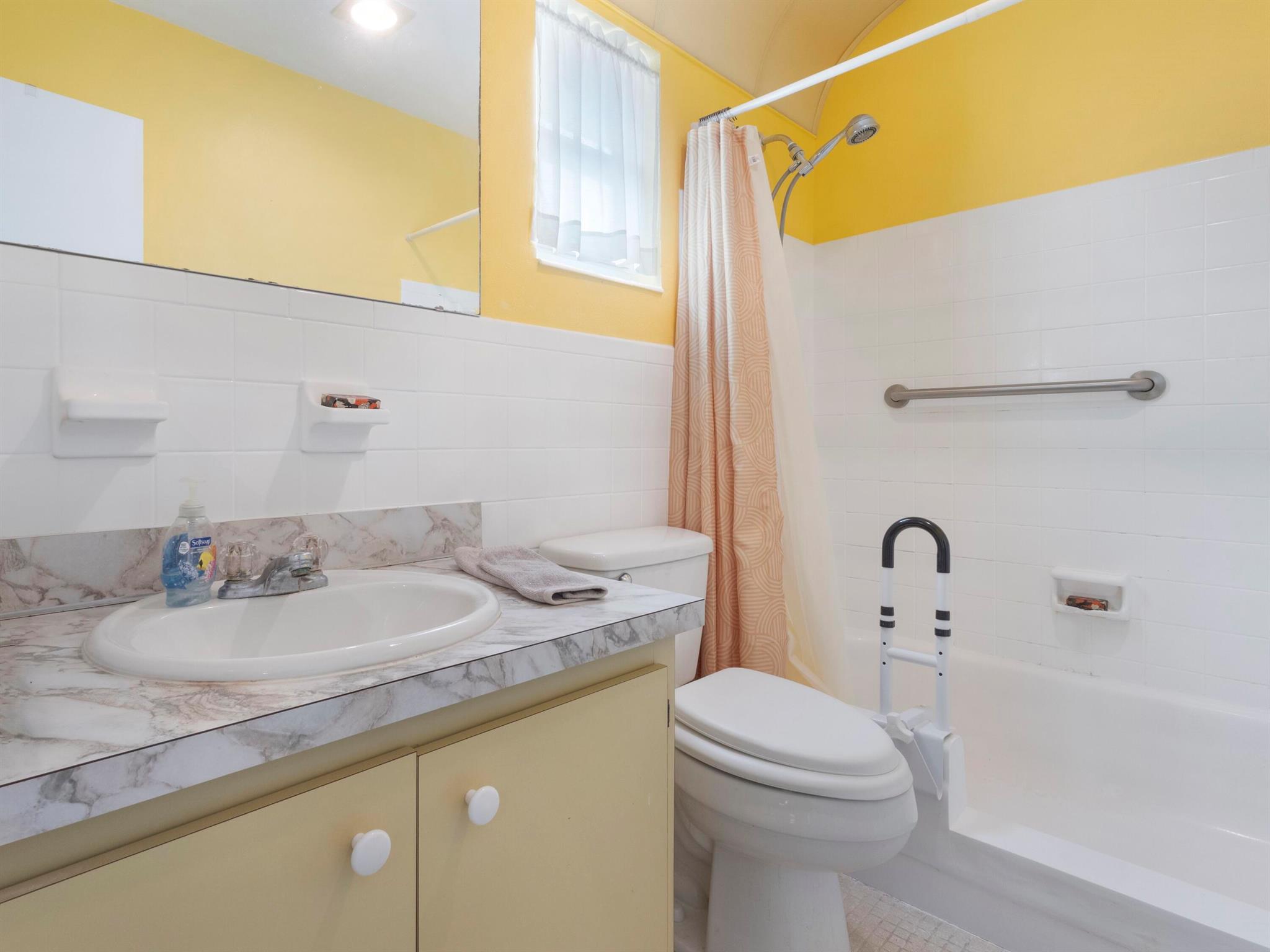 PARADISE GARDENS SEC 3 - Residential