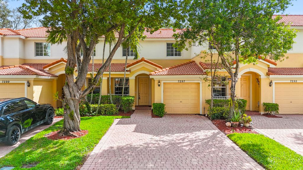 Photo of 7297 Briella Dr, Boynton Beach, FL 33437 (MLS # B26000953)