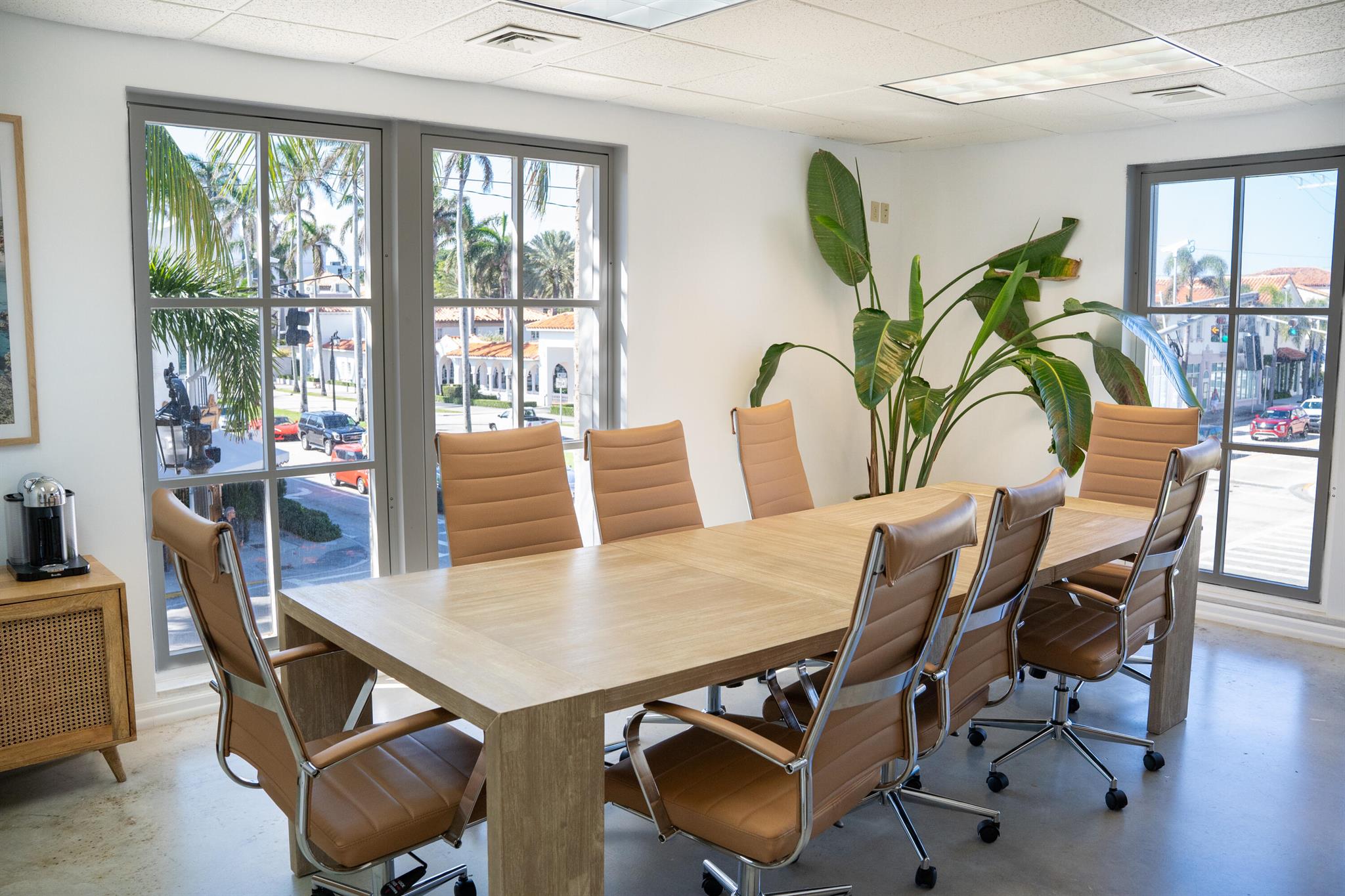 ROYAL PARK - Commercial Lease