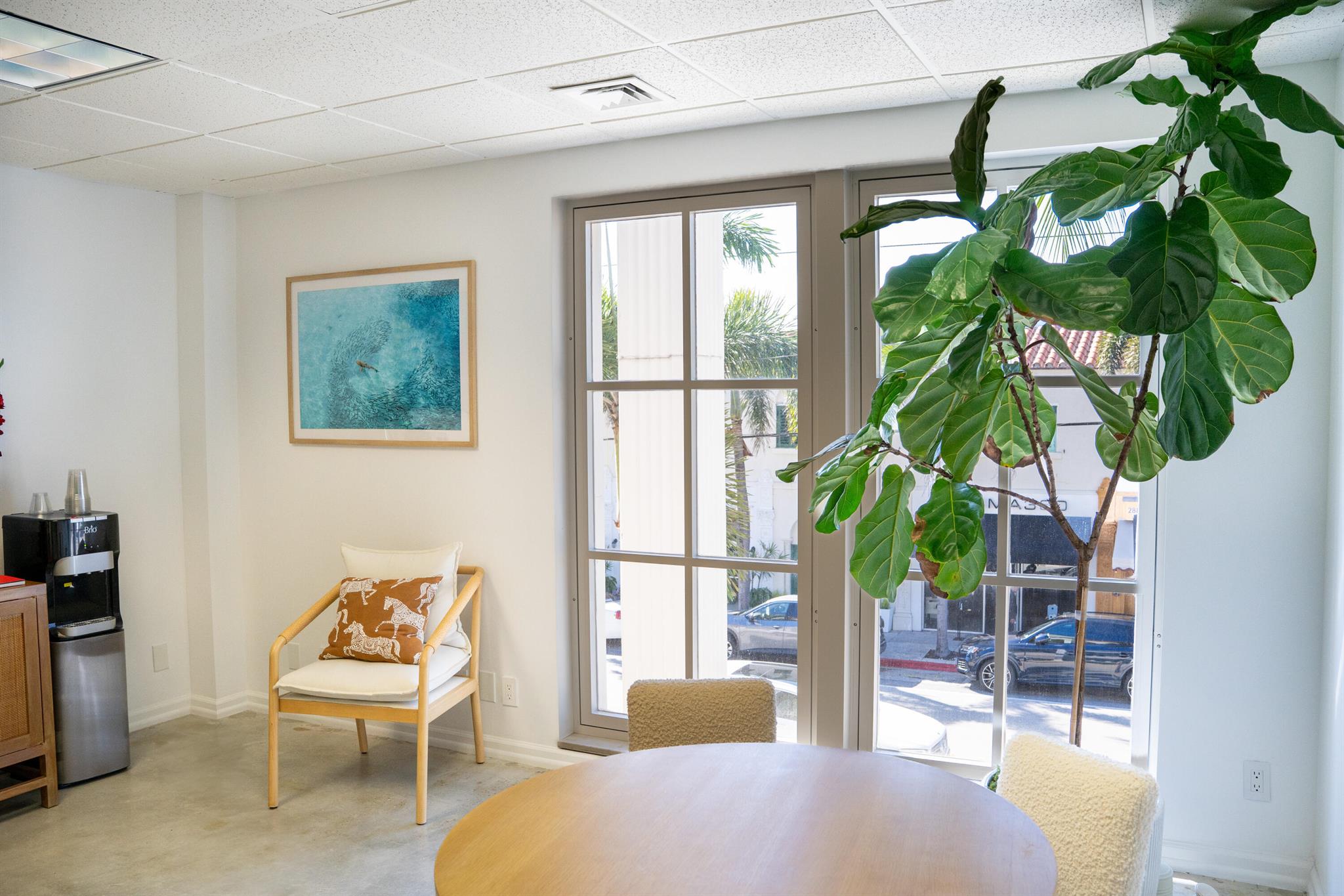 ROYAL PARK - Commercial Lease