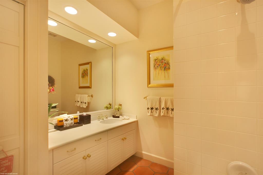 PALM BEACH POINT - Residential