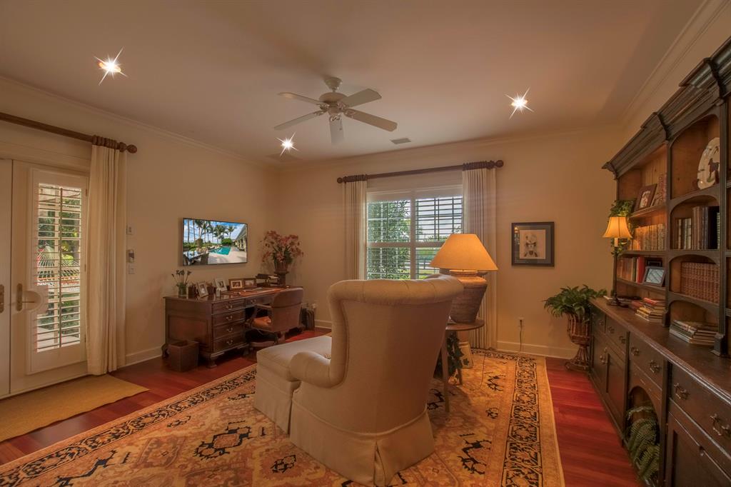 PALM BEACH POINT - Residential