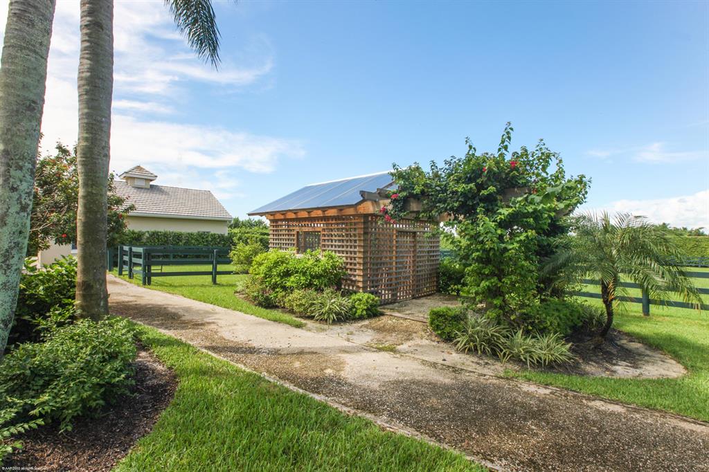 PALM BEACH POINT - Residential