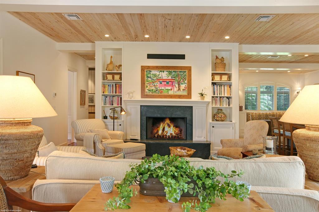 PALM BEACH POINT - Residential