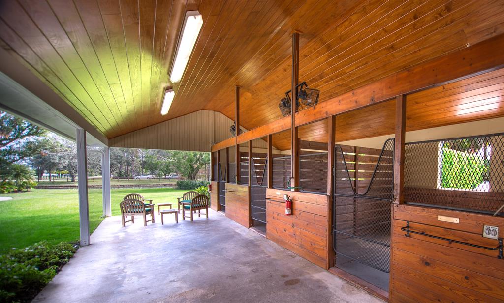 PALM BEACH POINT - Residential