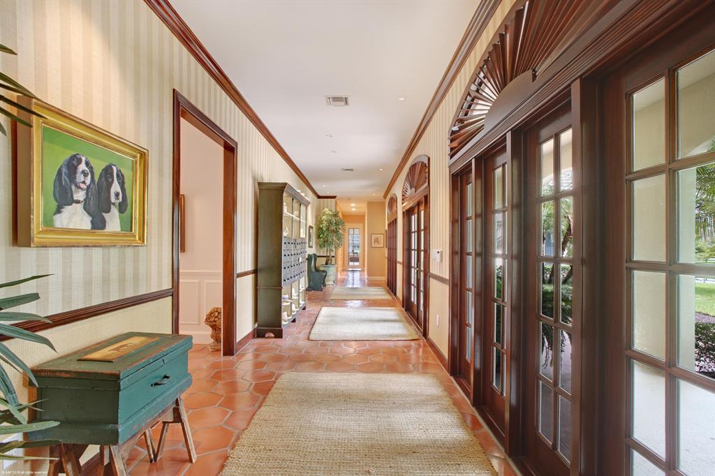 PALM BEACH POINT - Residential