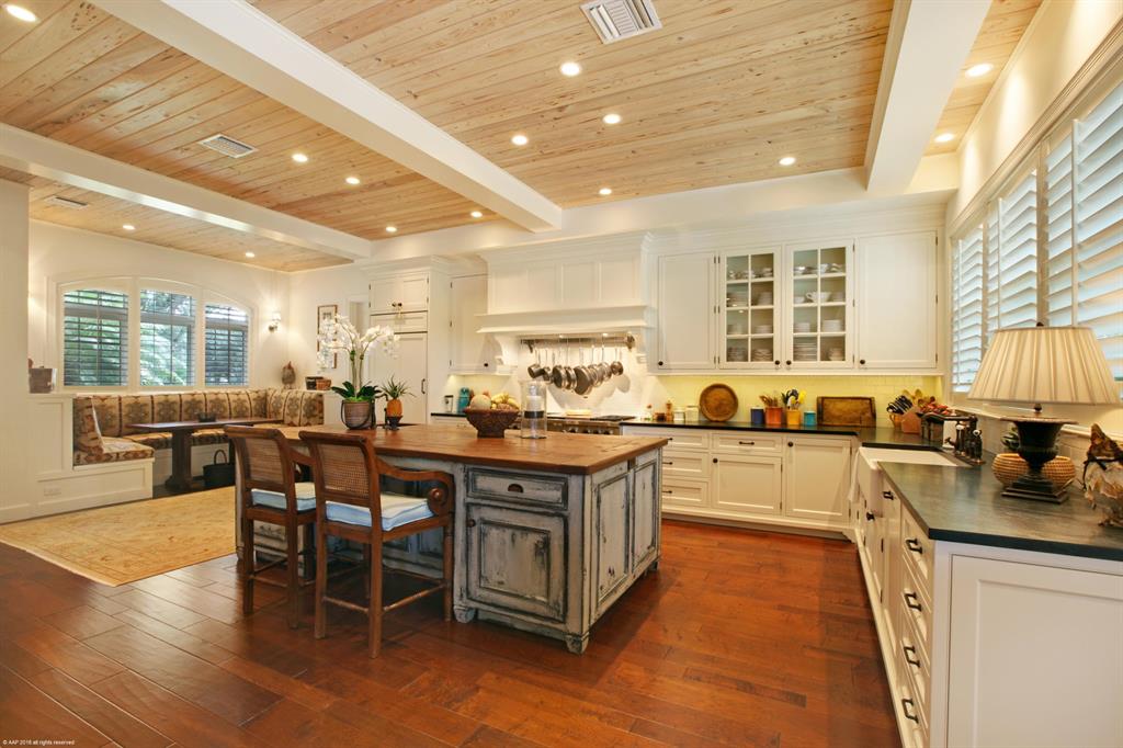 PALM BEACH POINT - Residential