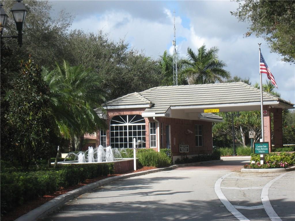 Eagle Trace/Hamptons - Residential