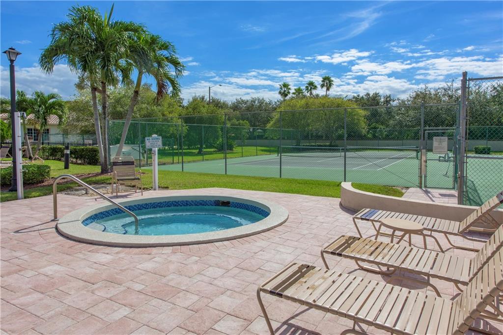 Eagle Trace/Hamptons - Residential