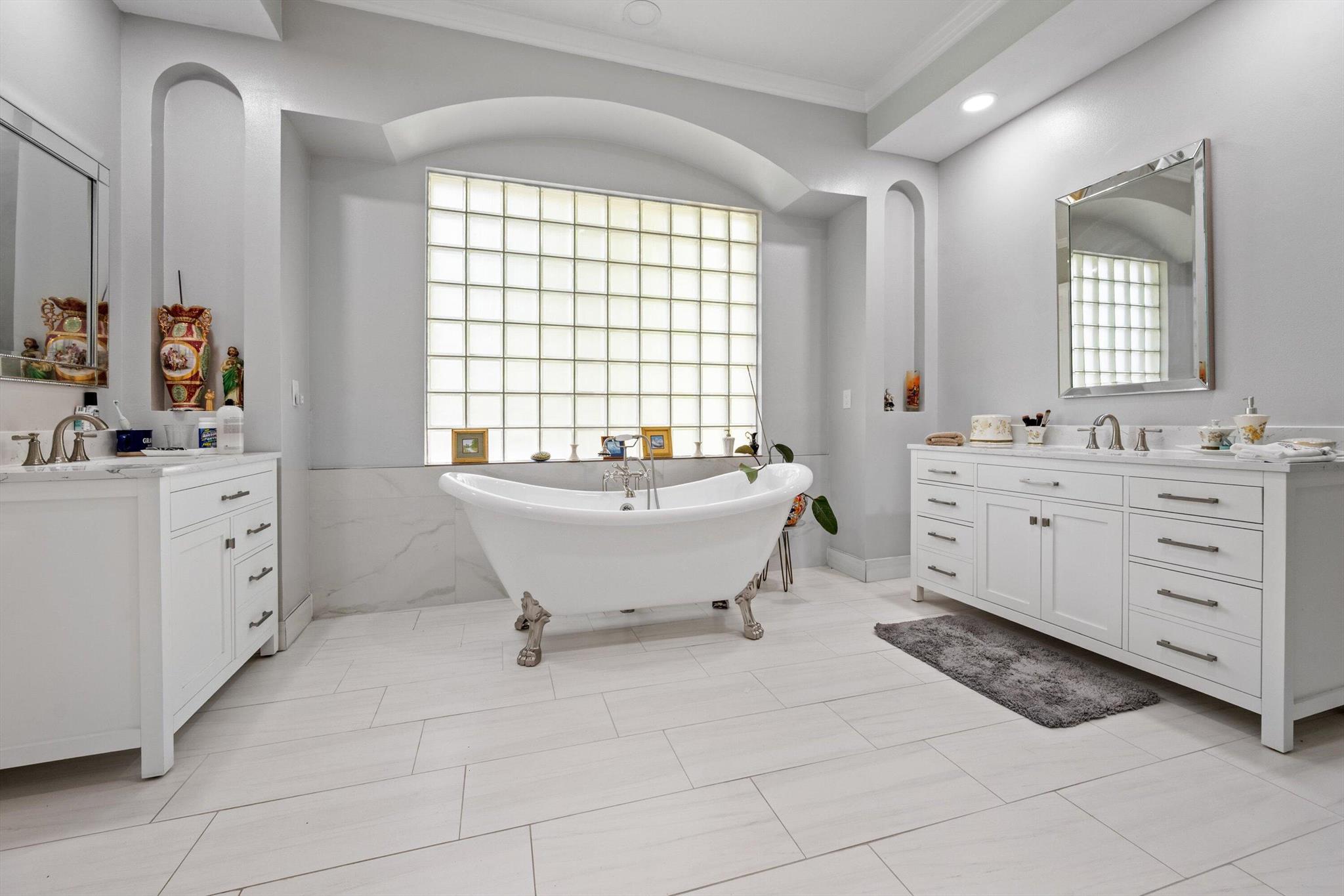 WELLINGTON VIEW - Residential Lease