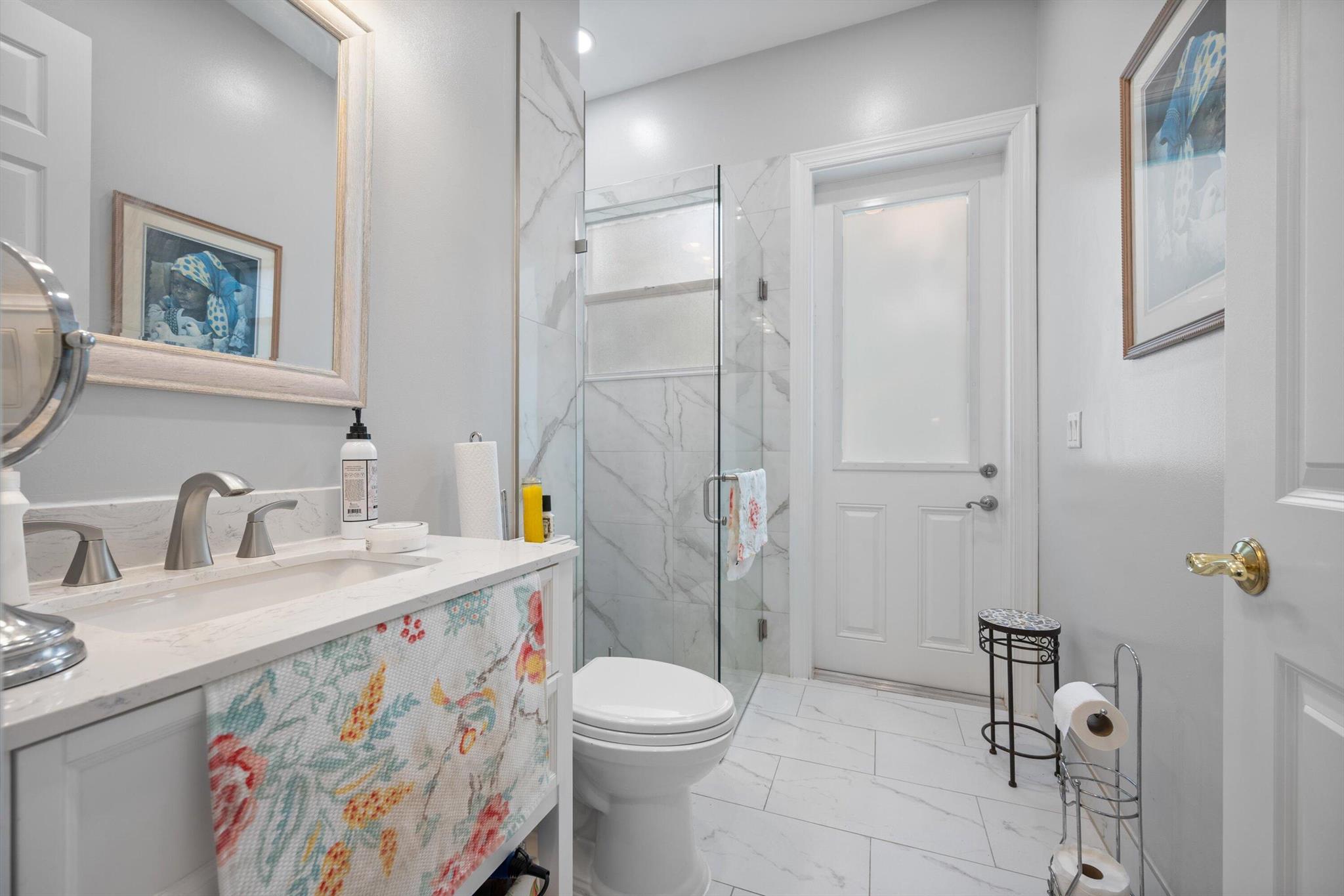 WELLINGTON VIEW - Residential Lease