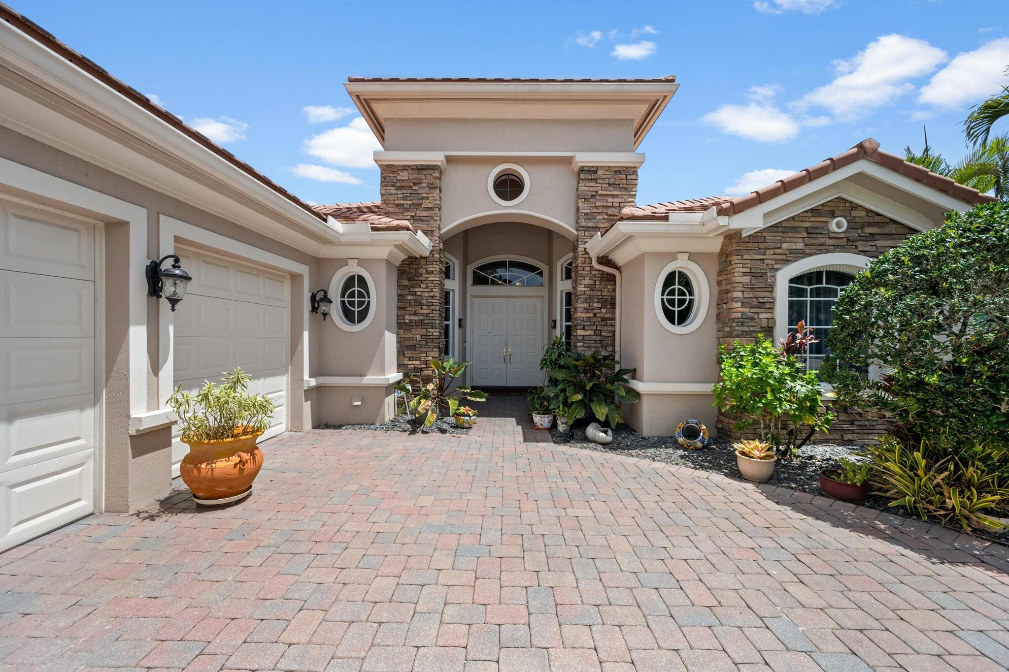 WELLINGTON VIEW - Residential Lease