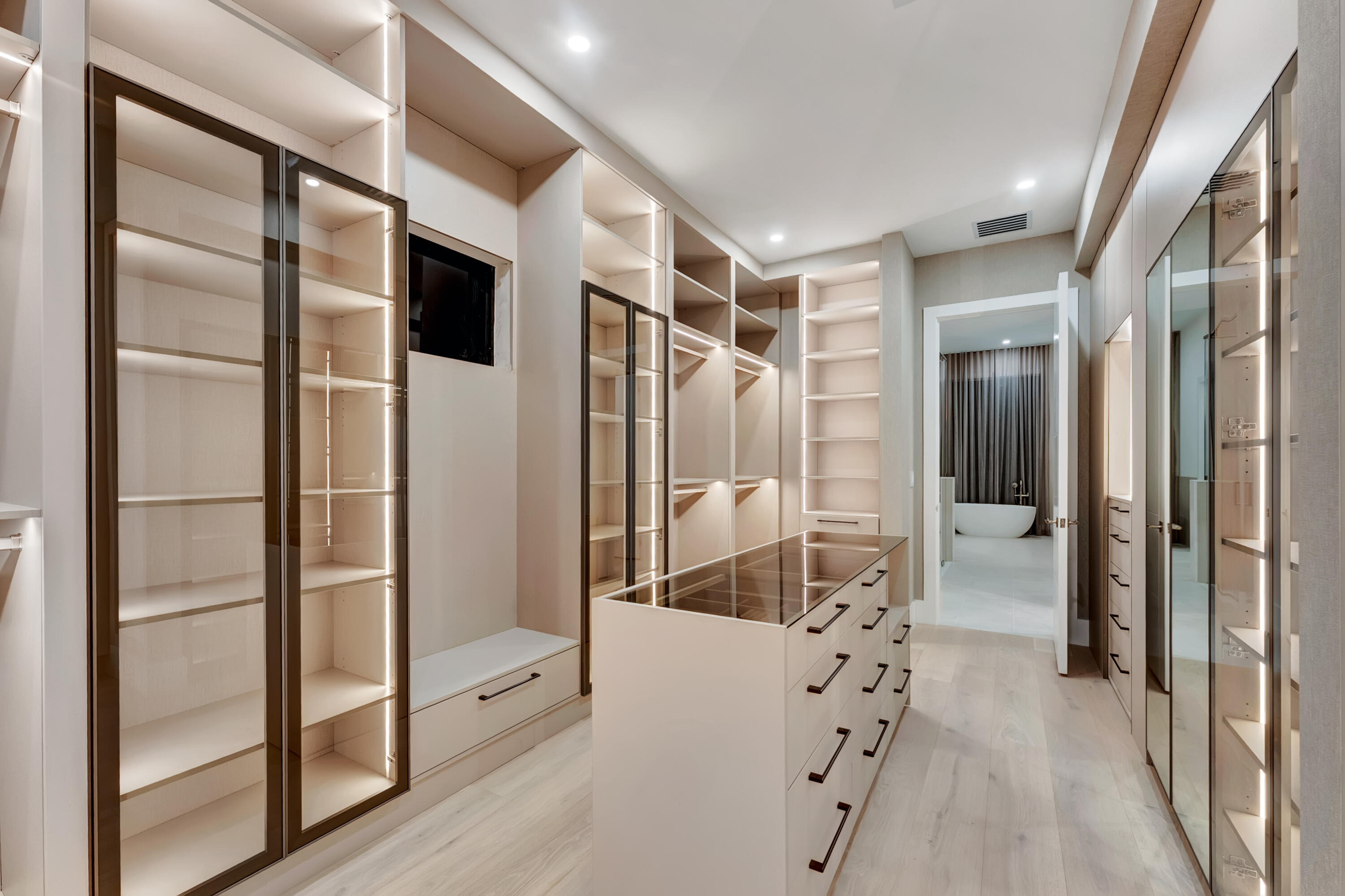 BOCA HARBOUR 3RD SEC - Residential