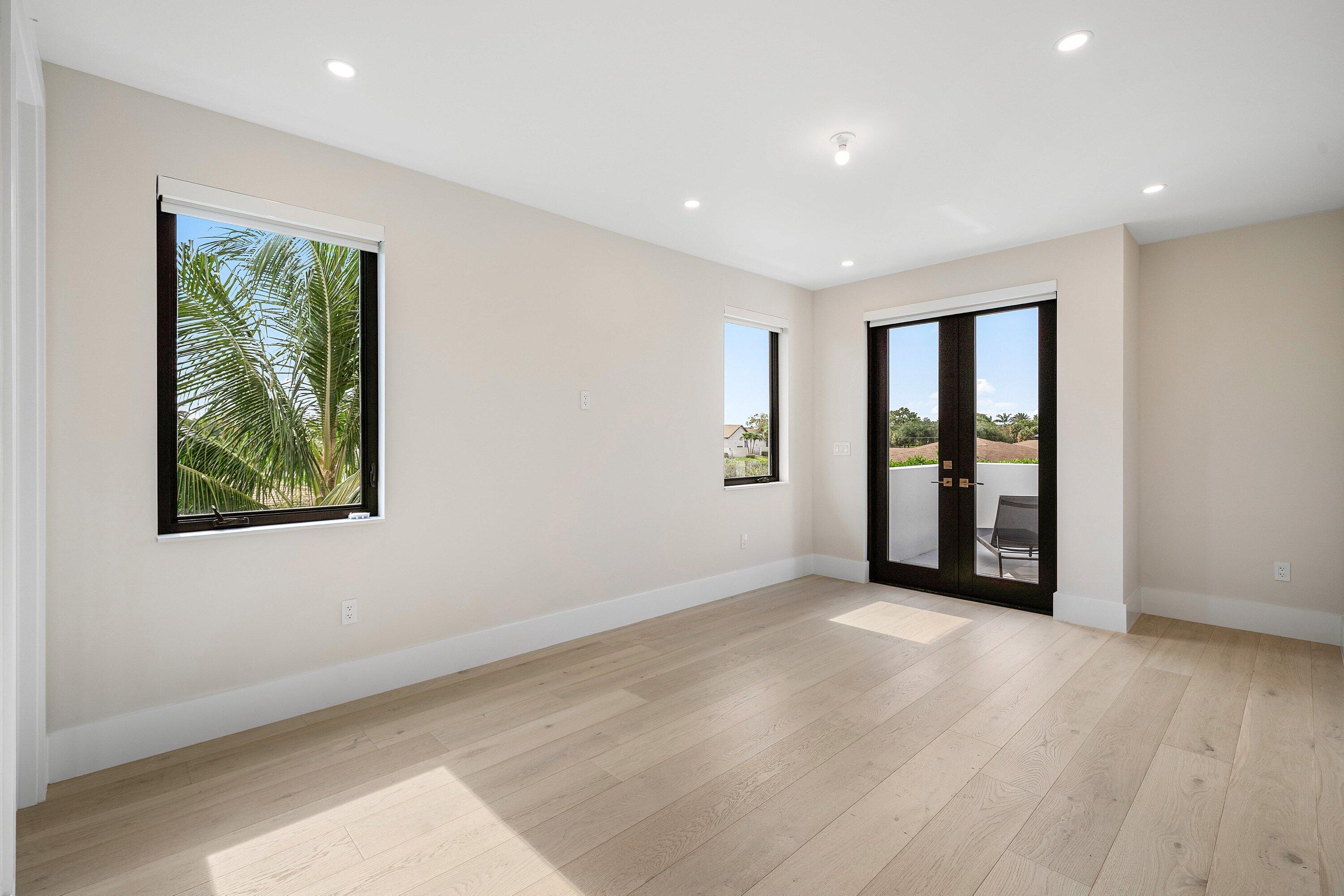 BOCA HARBOUR 3RD SEC - Residential