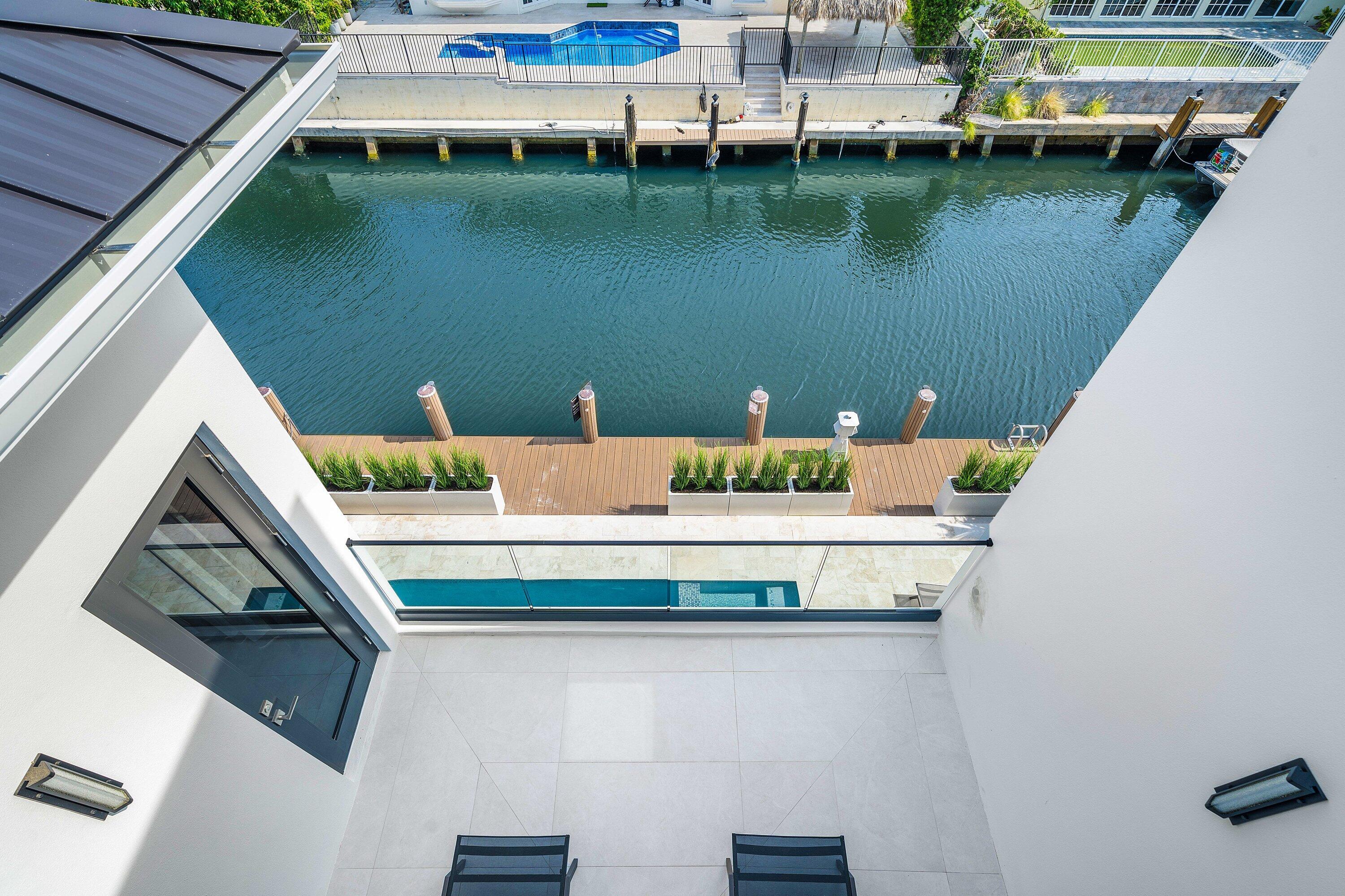 BOCA HARBOUR 3RD SEC - Residential