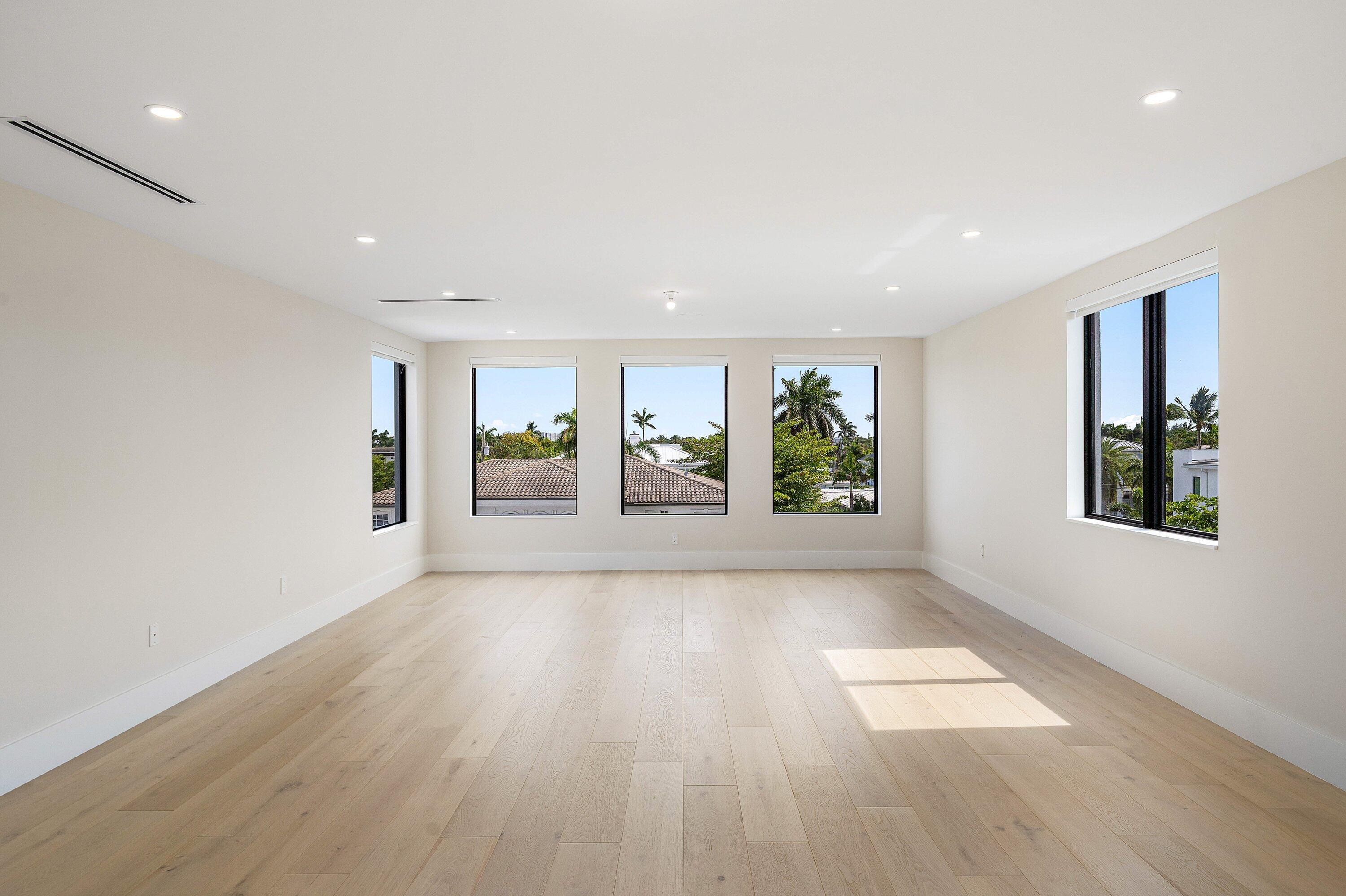 BOCA HARBOUR 3RD SEC - Residential