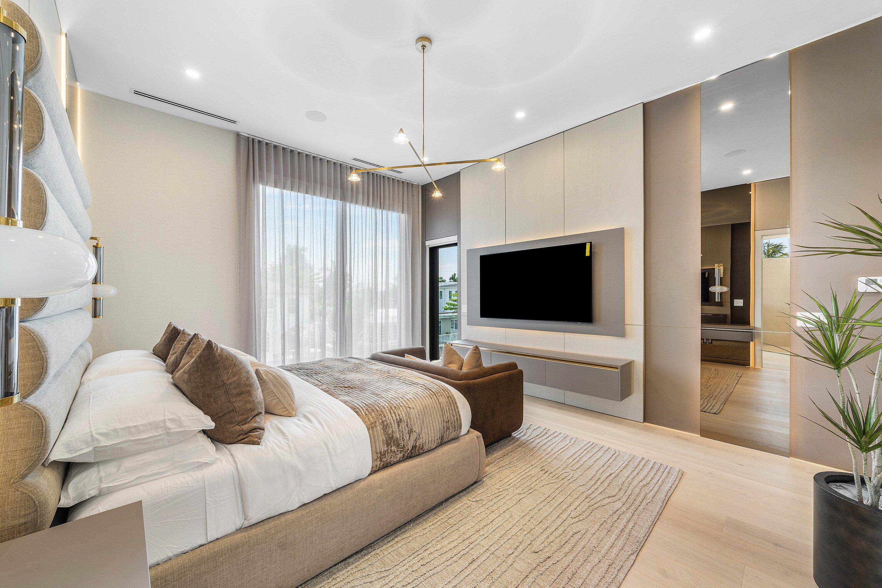 BOCA HARBOUR 3RD SEC - Residential
