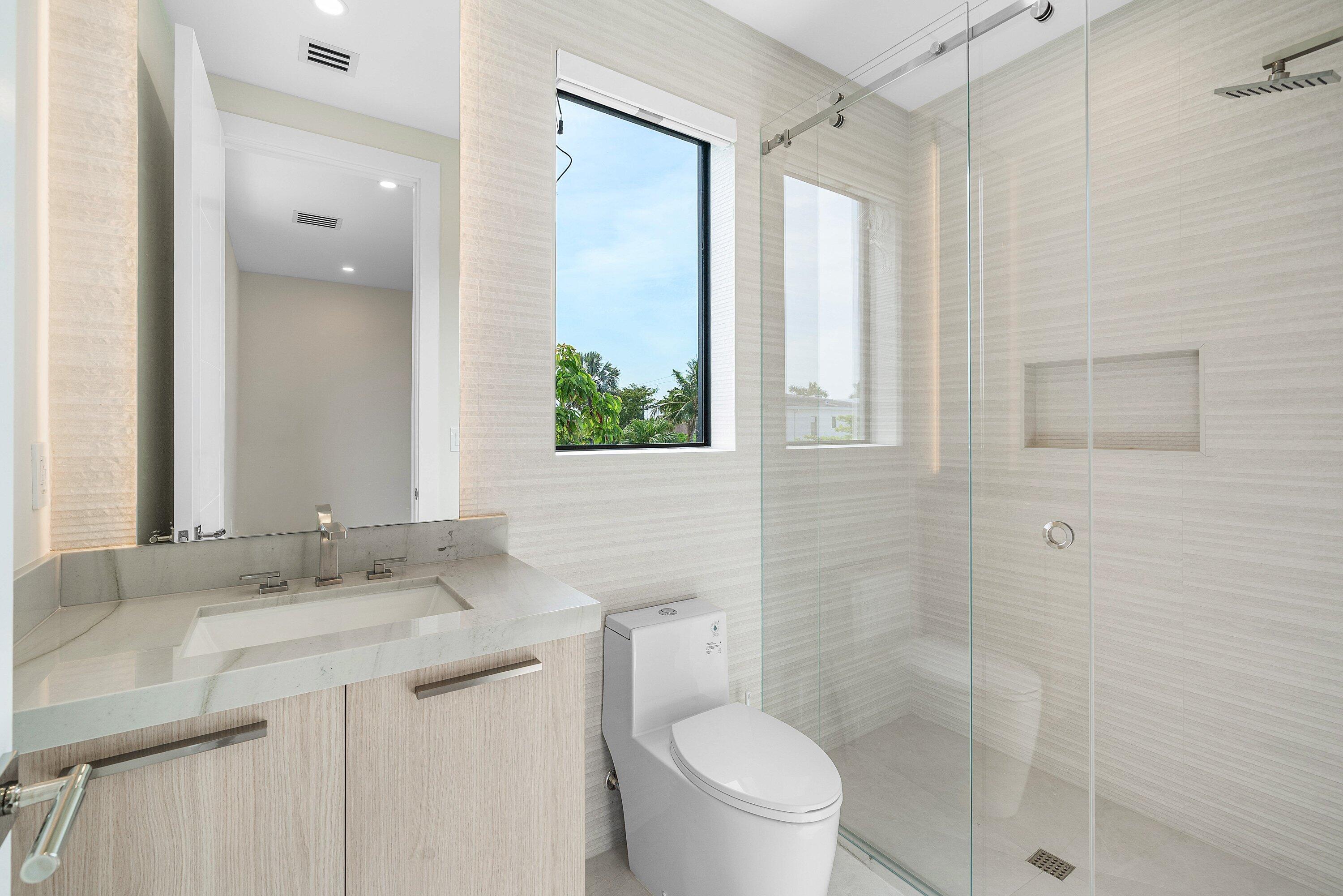 BOCA HARBOUR 3RD SEC - Residential