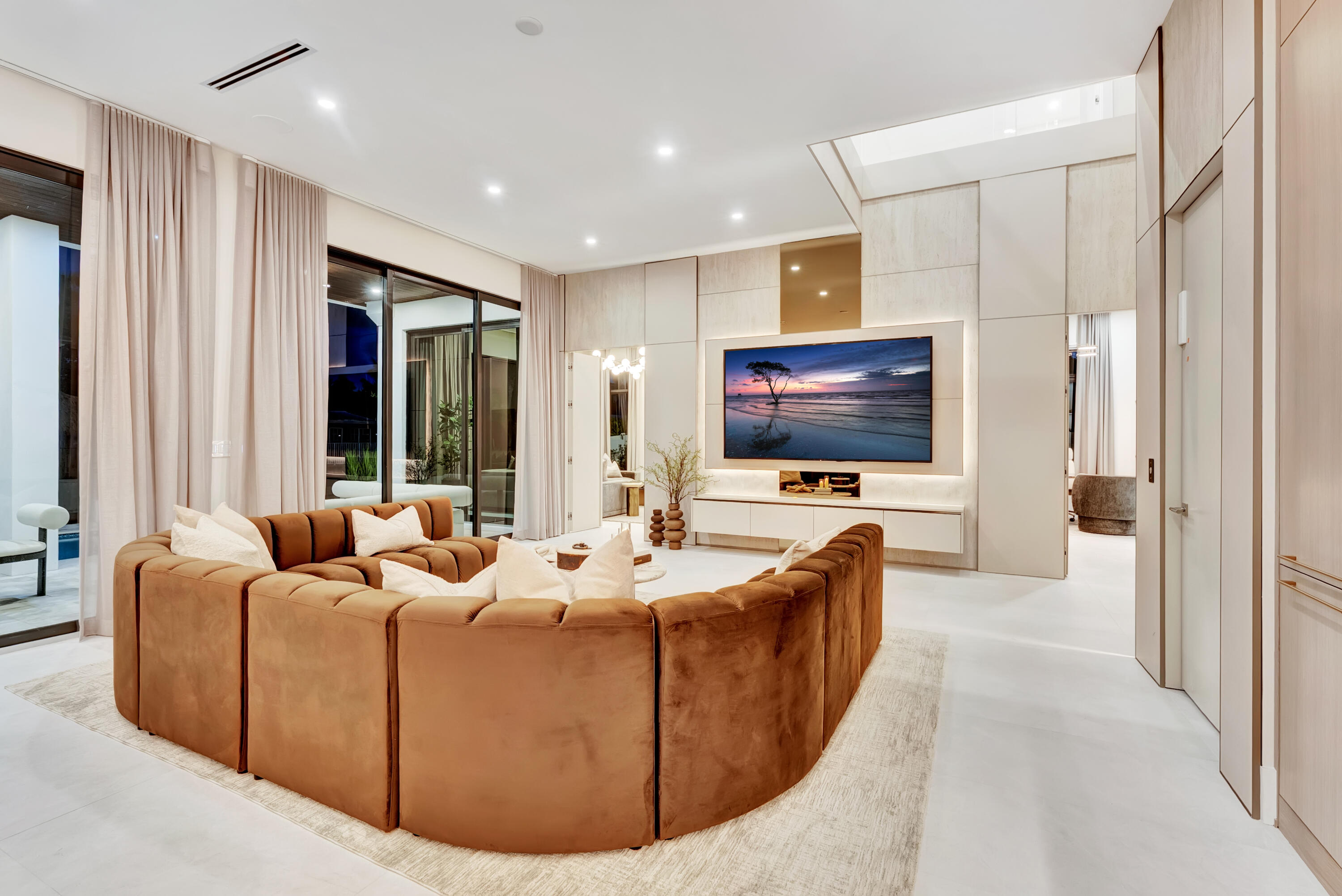 BOCA HARBOUR 3RD SEC - Residential