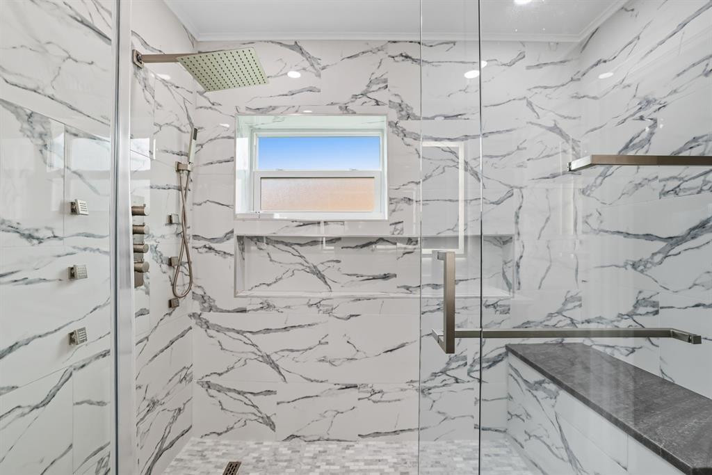 Westwood Commy 4 77-45 B - Residential