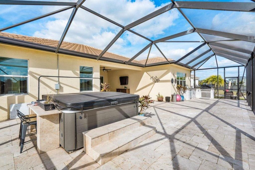 Photo of 15964 Whippoorwill Circle, Westlake, FL 33470 (MLS # R11092282)